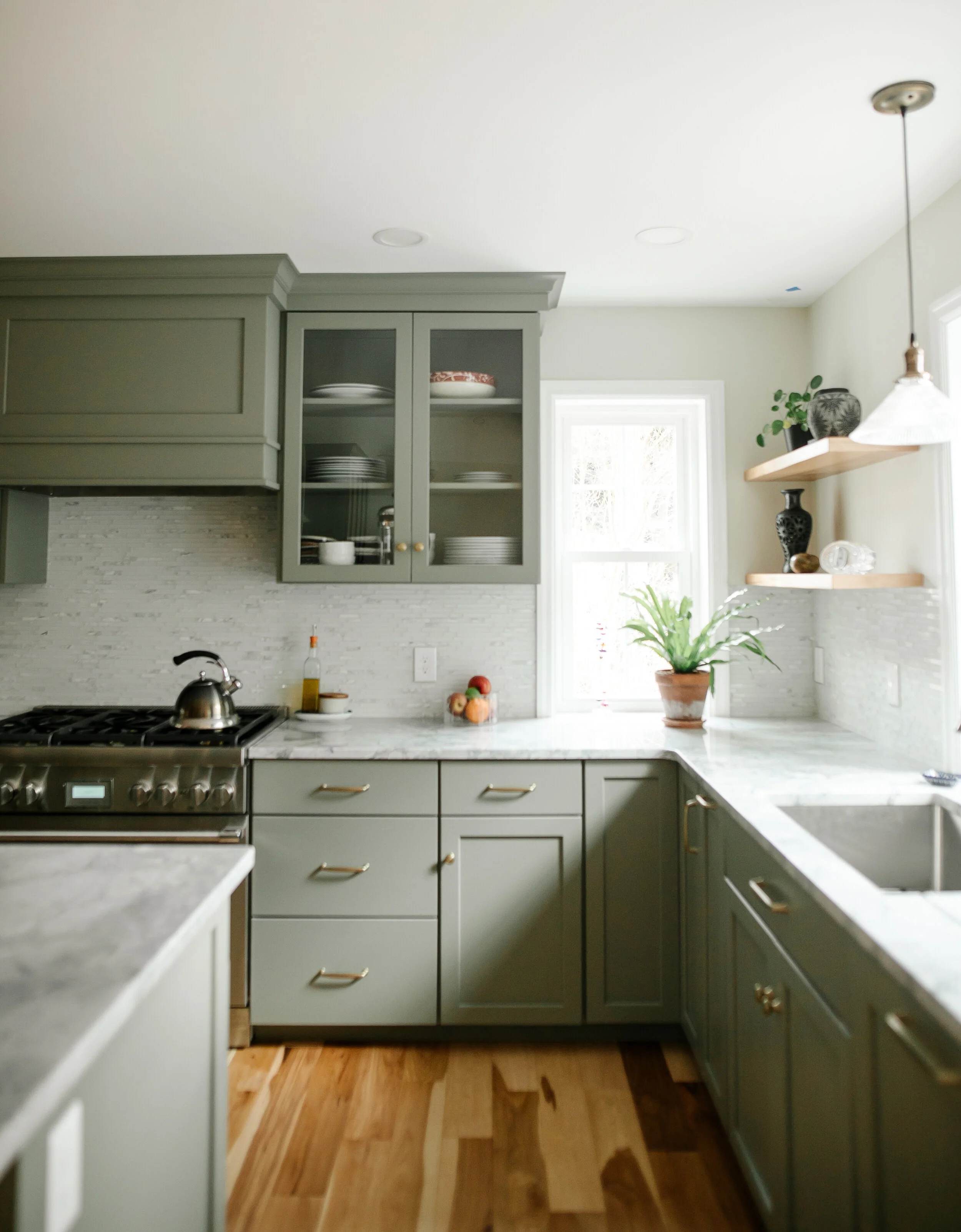 THE MCKNIGHT KITCHEN + DINING ROOM