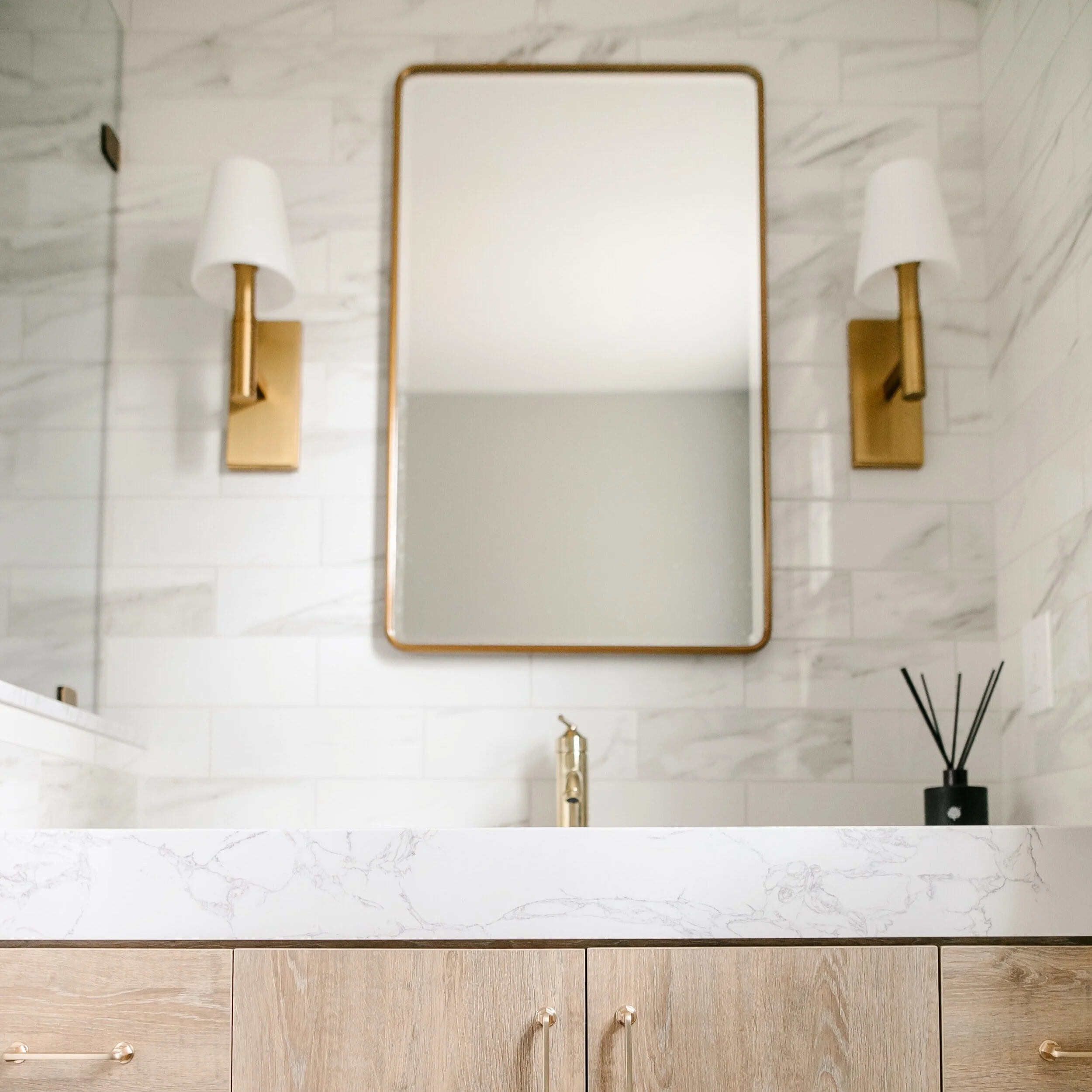 THE MCKNIGHT BATHROOM