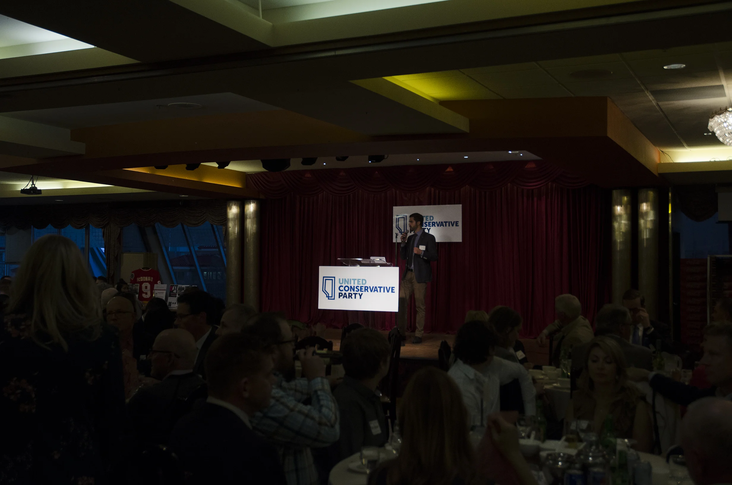 Philip Schuman addresses a UCP audience, October 2017