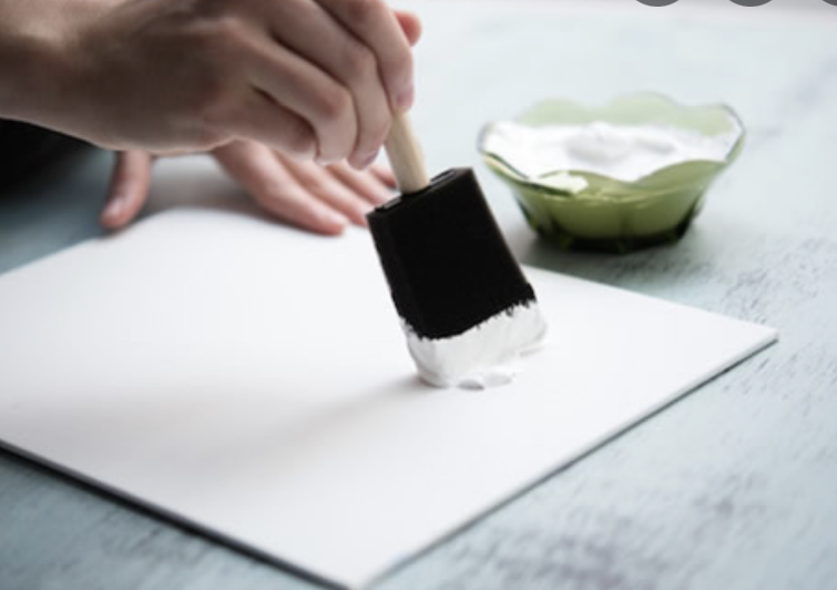 How to Prepare a Canvas for Acrylic Painting