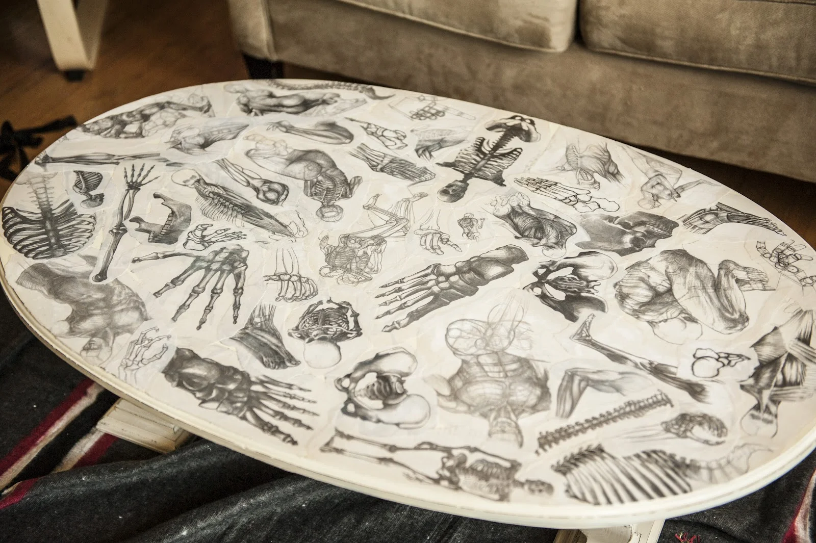 Table Decoupage pt.2
