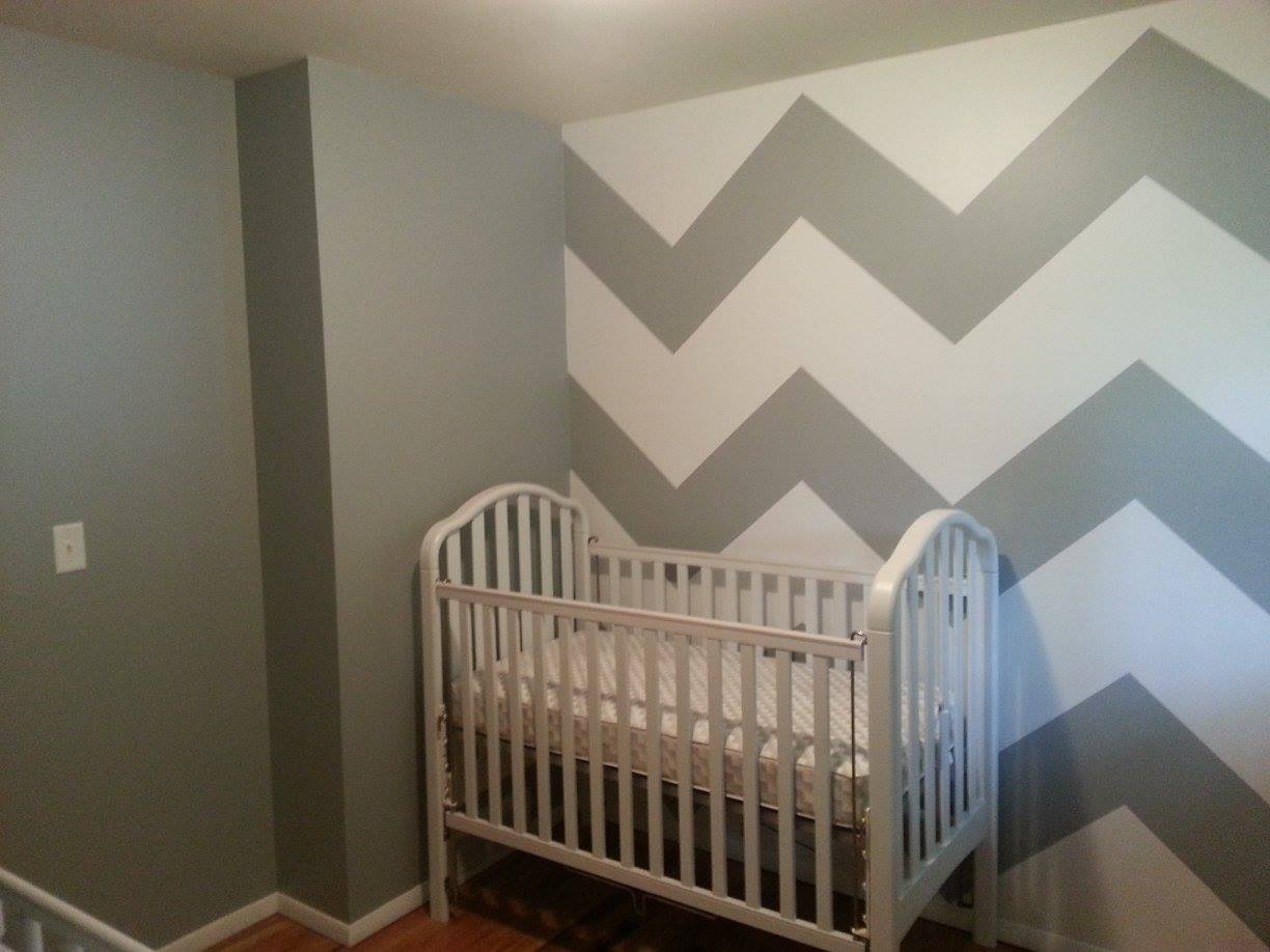 nursery cheveron wall.jpg