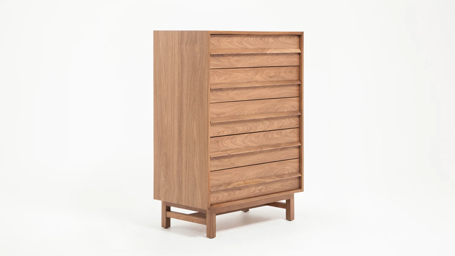 marcel_chest_corner_01.jpg