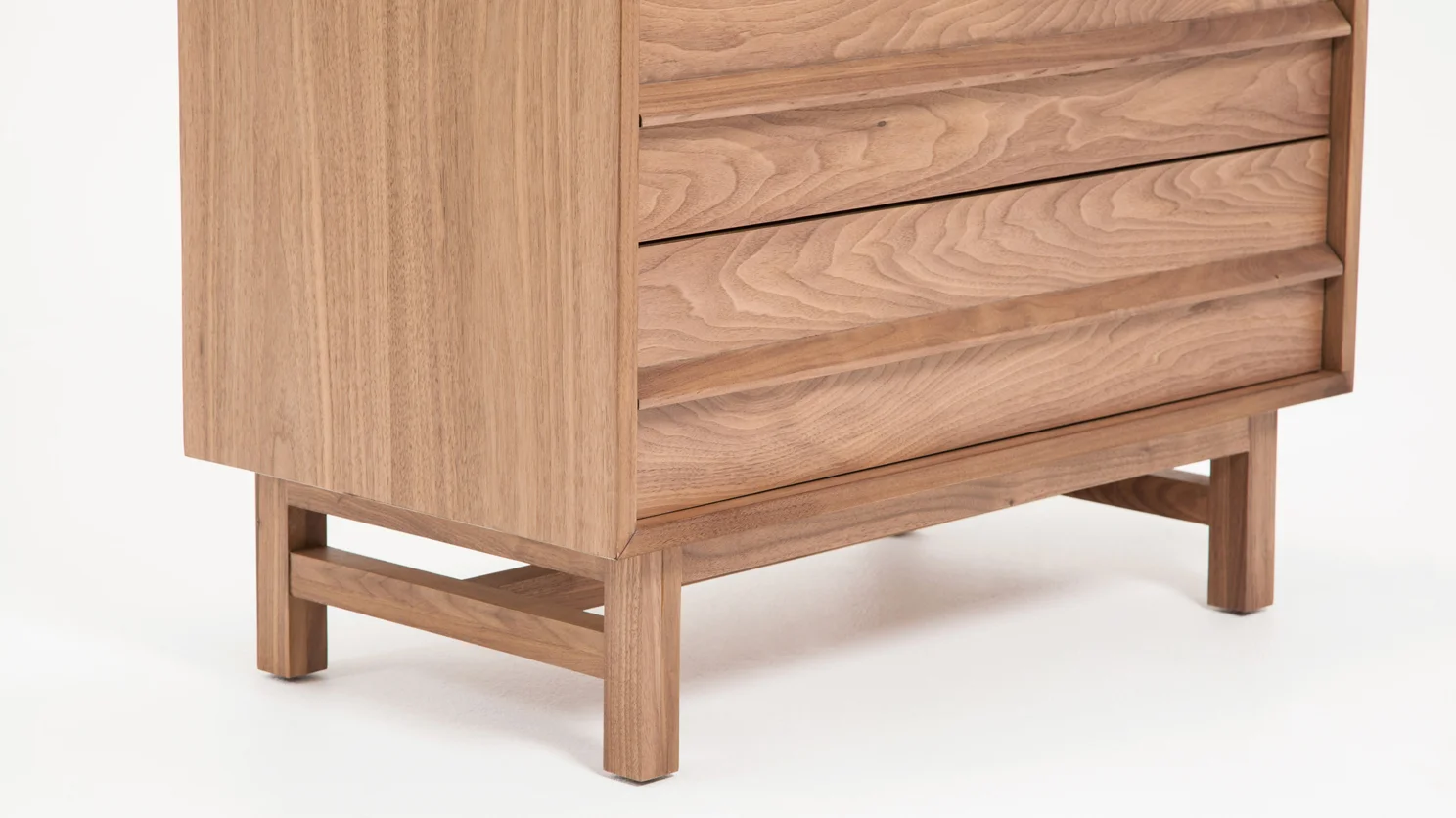 marcel_single_dresser_detail_01.jpg