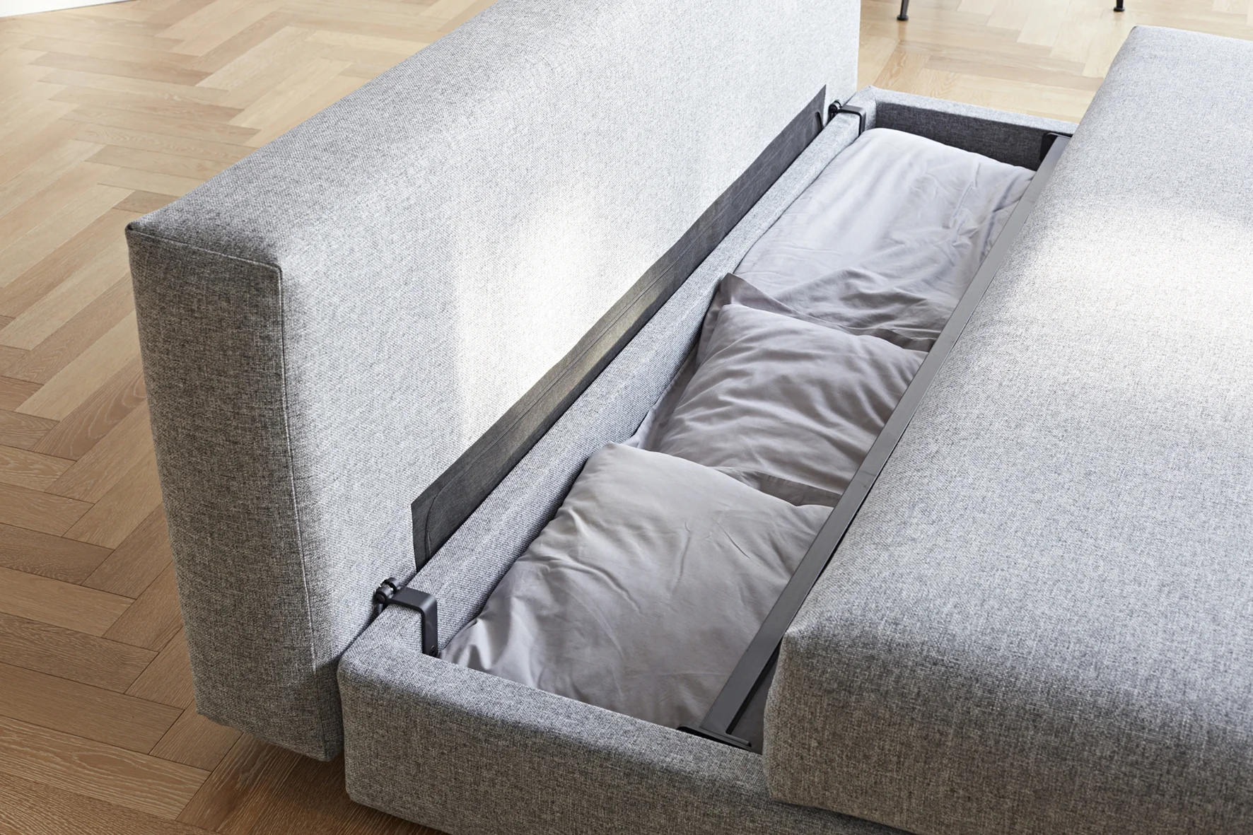 Osvald storage box 538.jpg