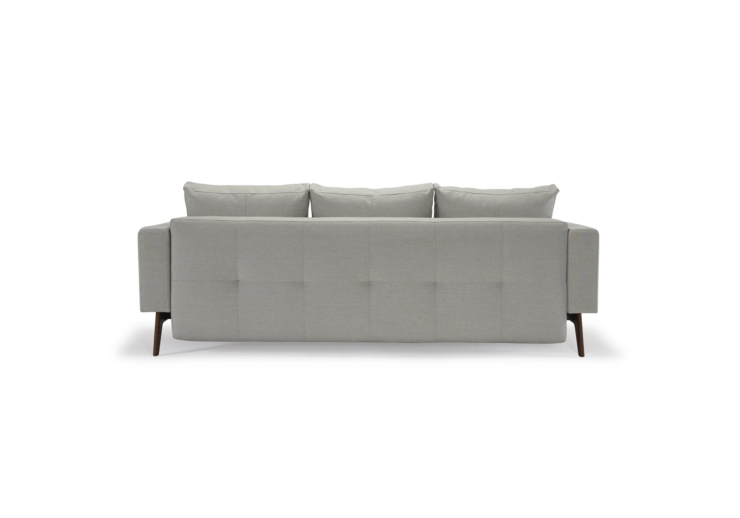 Cassius_Q_sofa_Walnut_527_4.jpg