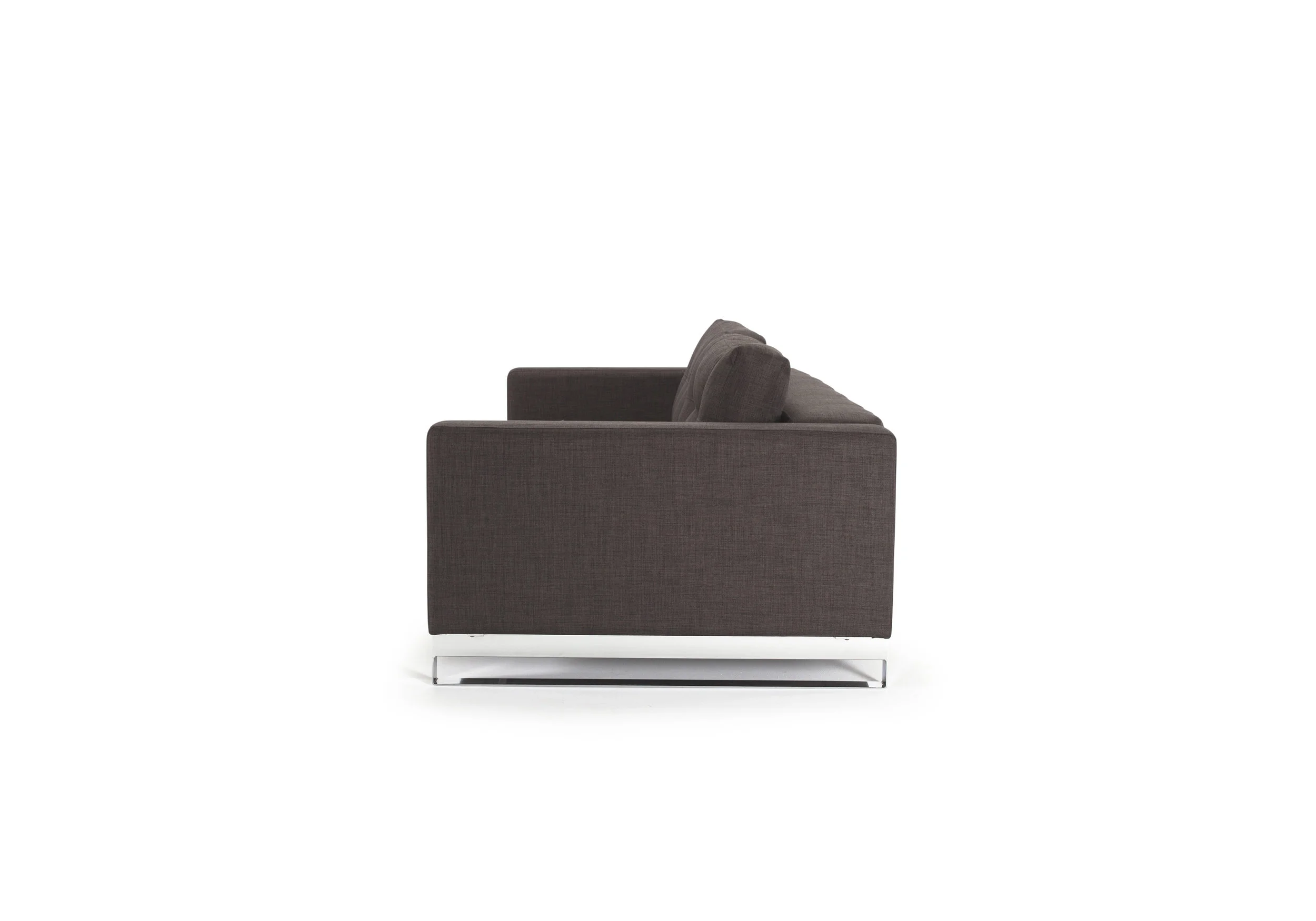 Cassius D.E.L_sofa_Chrome_503_6.jpg