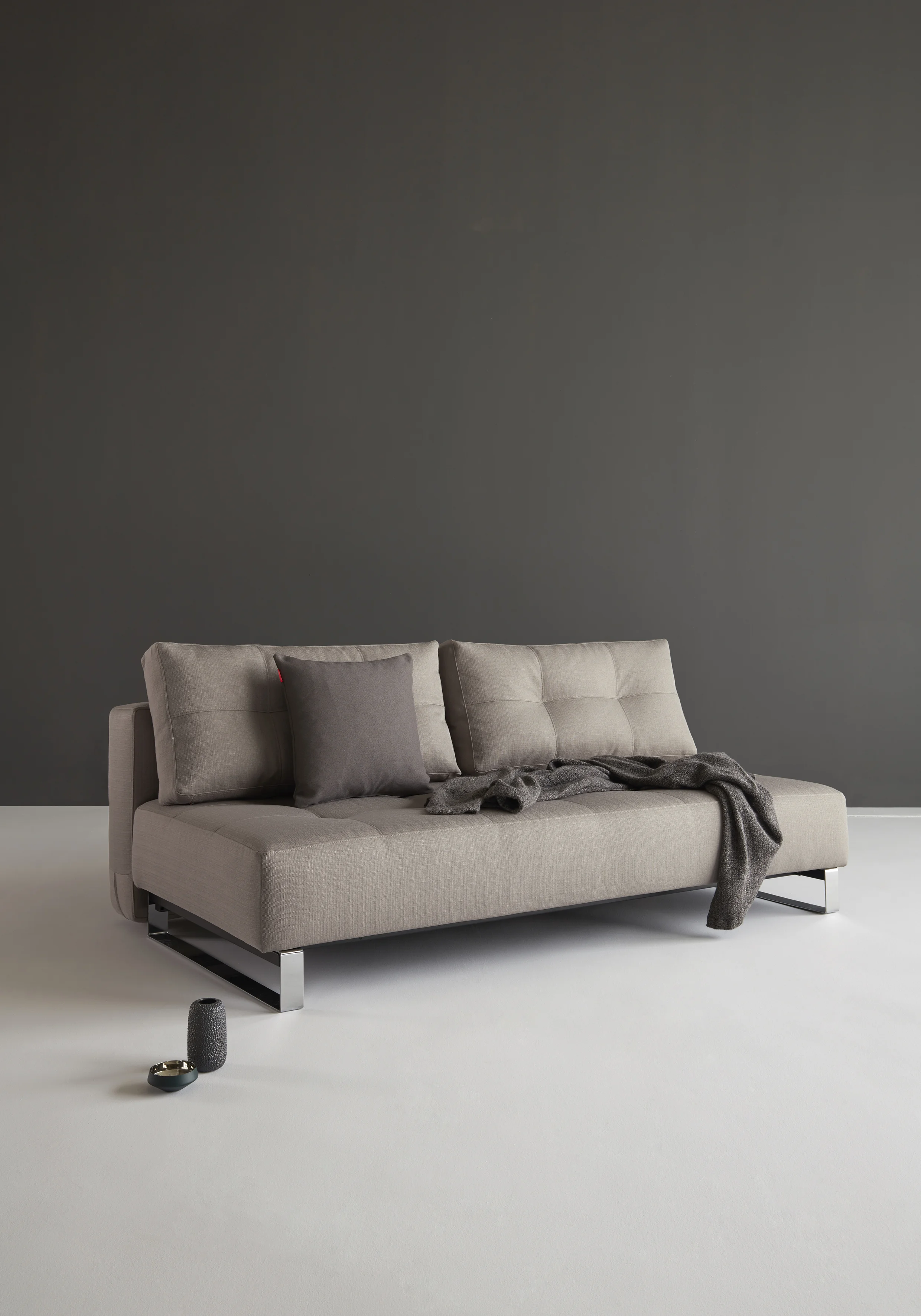 Supremax-deluxe-excess-lounger-sofa-bed-631-classic-medium-grey-1.jpg