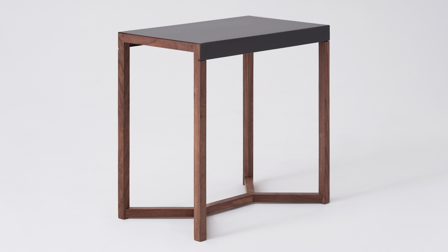 Strand Magazine Table M Collection Home