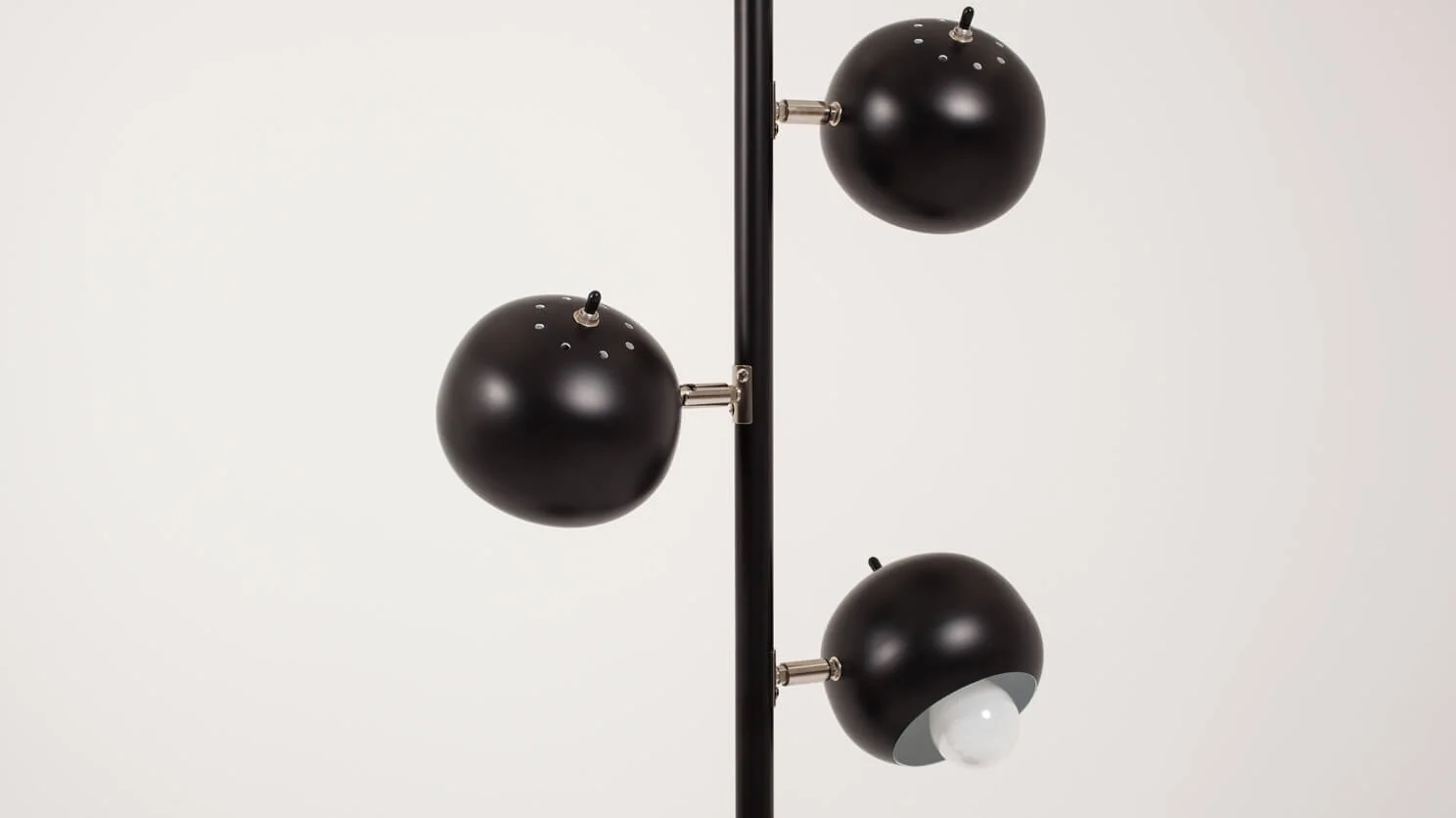 Six Globe Floor Lamp - Black - EQ3 - M Collection NYC 2.jpg