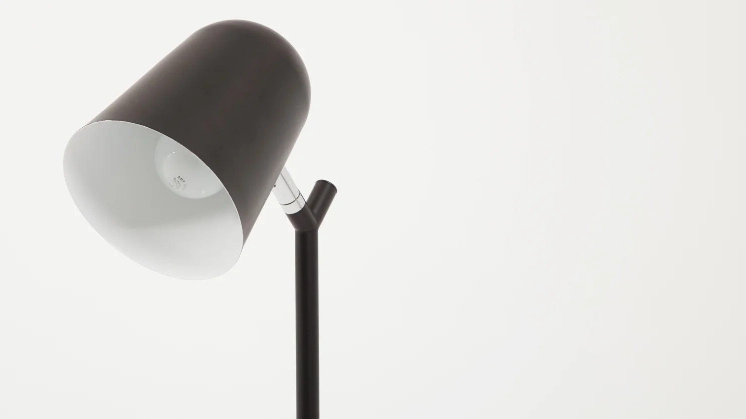 Minor Floor Lamp - Black - EQ3 - M Collection NYC 2.jpg