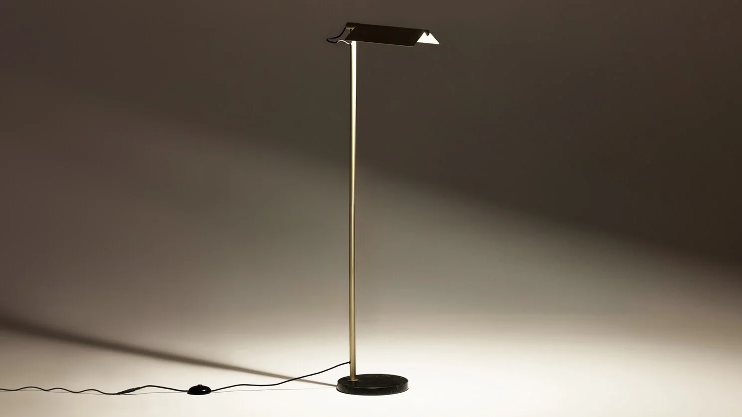 Oxford Floor Lamp 2 - Brass - EQ3 - M Collection Home.jpg