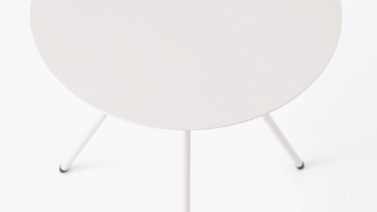 Taaj End Table 1 - Sand - M Collection - EQ3.jpg