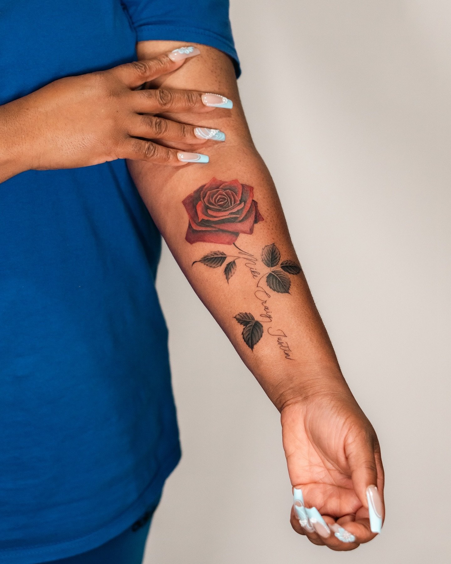 A timeless Rose for Charisse, thank you! 🌹