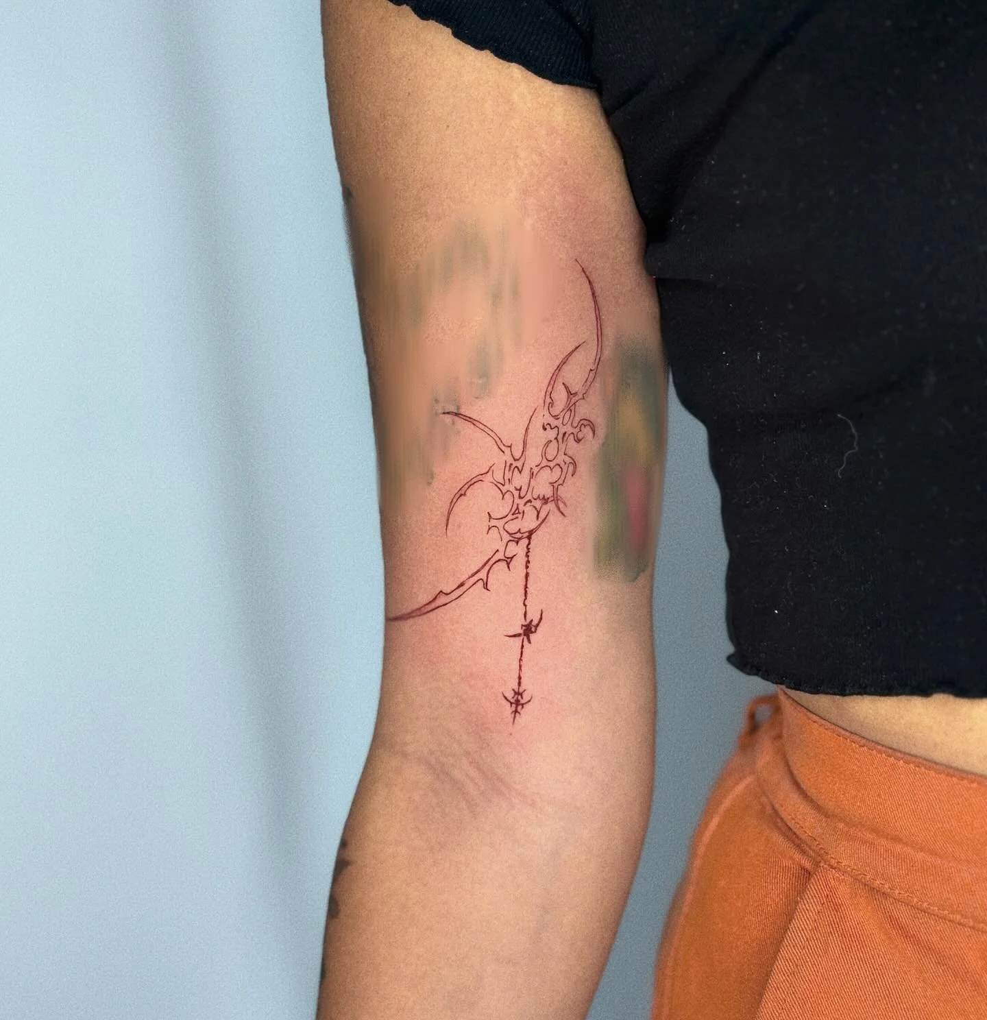 Cybersigilism  from flash 
#flowertattoo #discounttattoo #specialtattoo #girltattoo #boytattoo #linetattoo #tattooart #tattooed #tattoogirls #nytattoo #nytattooartist #nytattoos #flushingtattoo #blackandgreytattoo #blackandgrey #tattoos #tattoostyle 