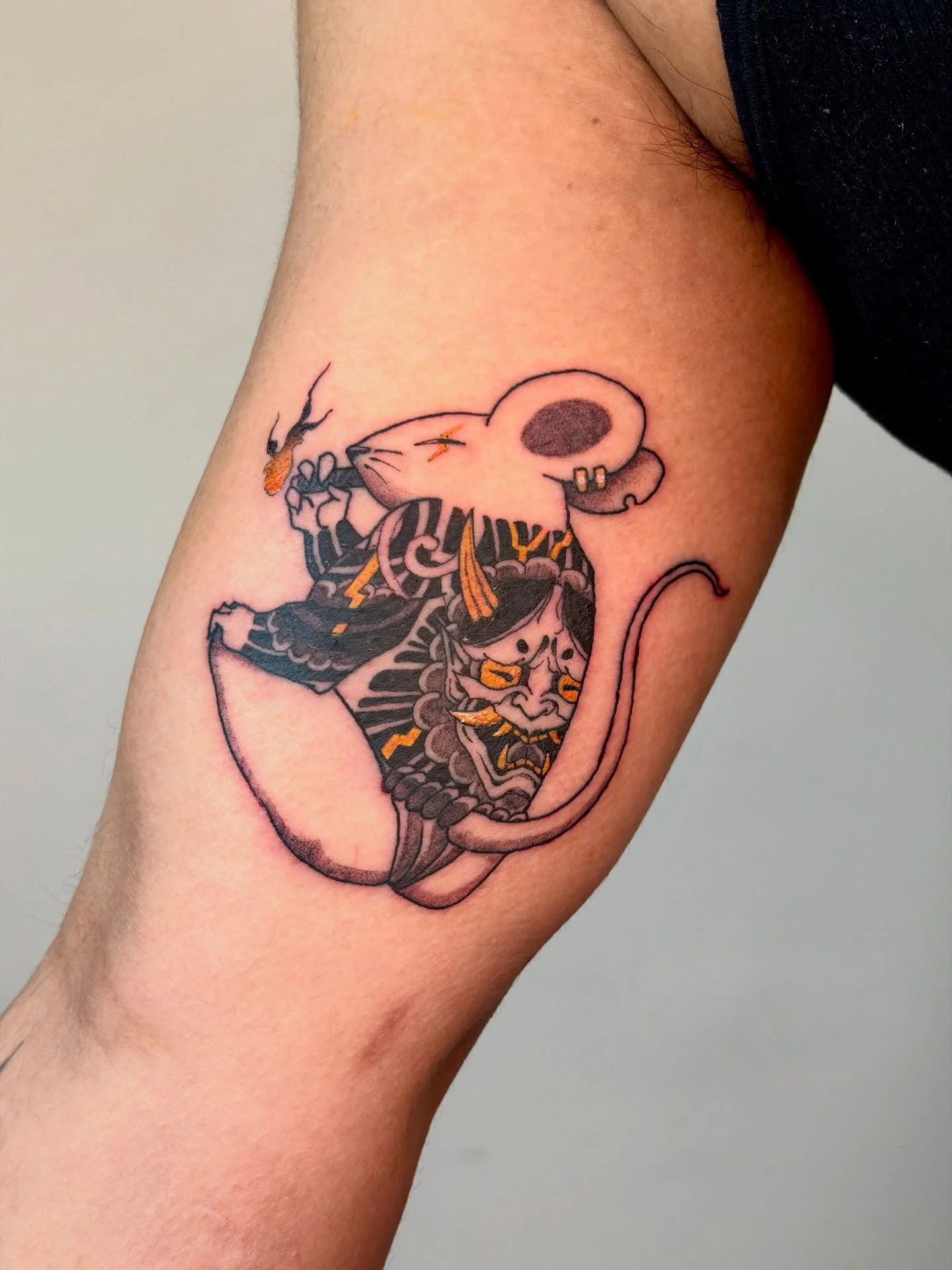 One from the flash!

One of my favorites to design and even more so to tattoo. Yakuza rat aura 

Thanks for the trust!
Needles used @emalla.official @emalla.amazon 
-
-
-
#tattoo #tattoos #tattooer #tattooart #tattooist #tattooartist #tattoolife #tat