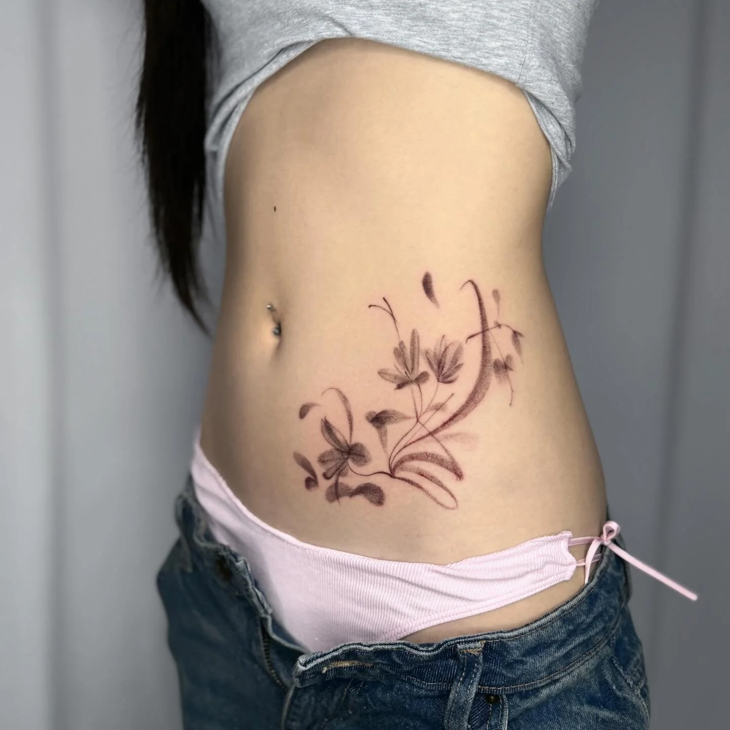 Flowers 
#tattoos 
#tattoo #tattooartist