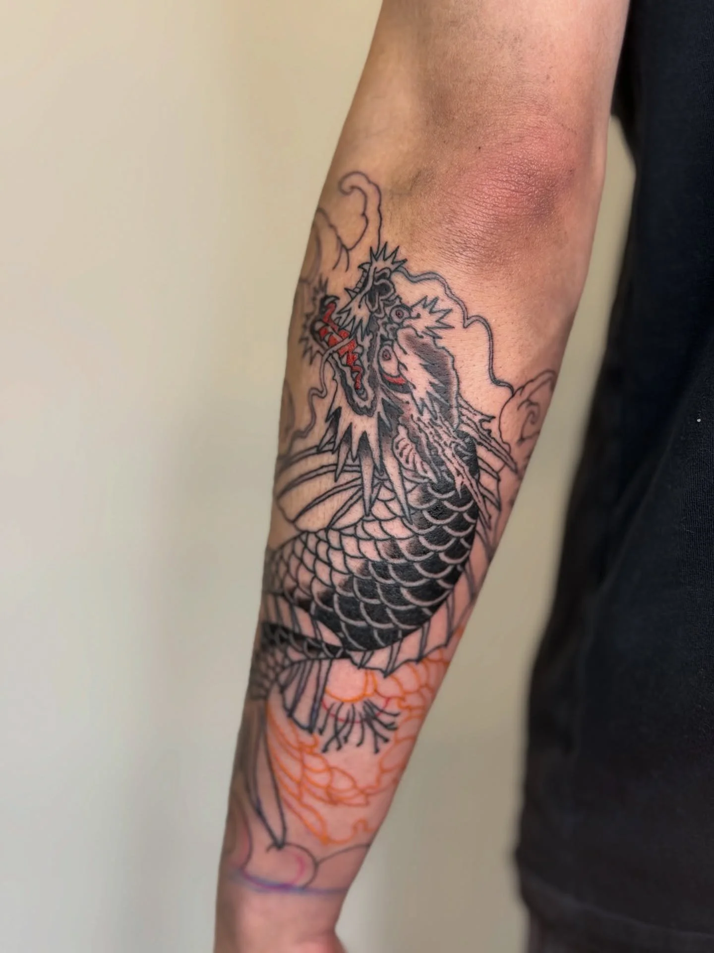 Dragon koi WIP! 

Thanks for the fun design idea and the trust!

-
-
-
#tattoo #tattoos #tattoowip #tattooist #nyctattoo