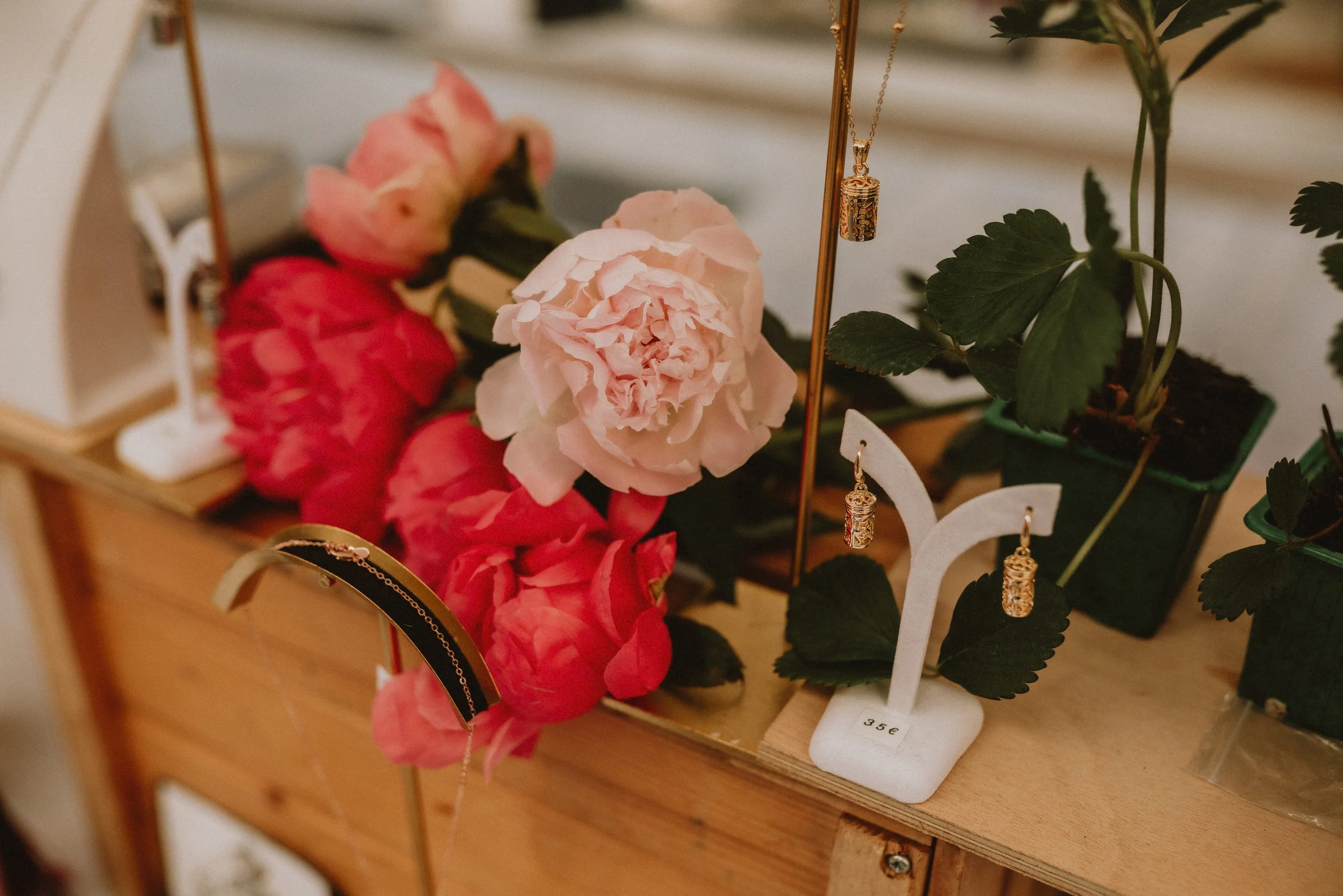 laura | for love with love | aix-en-provence, france