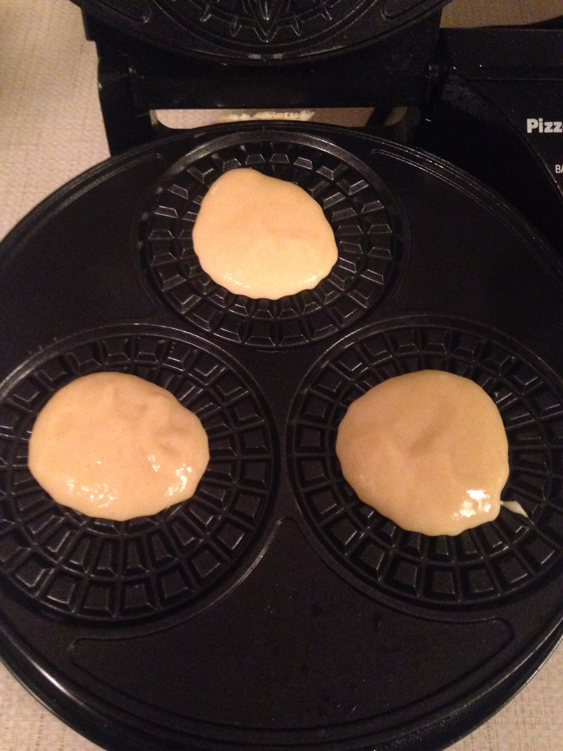 Pizzelle machine
