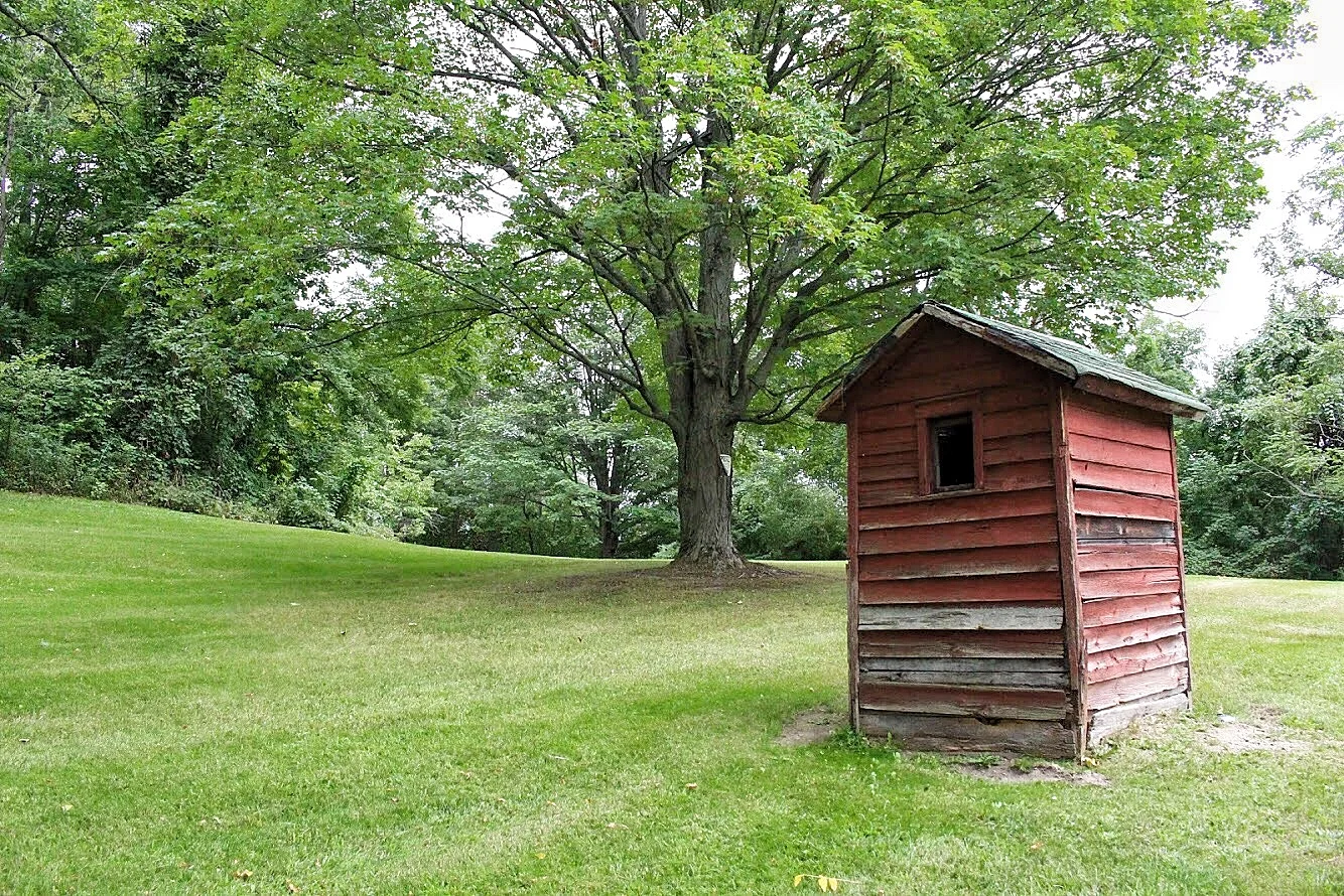 The Naples Farmhouse