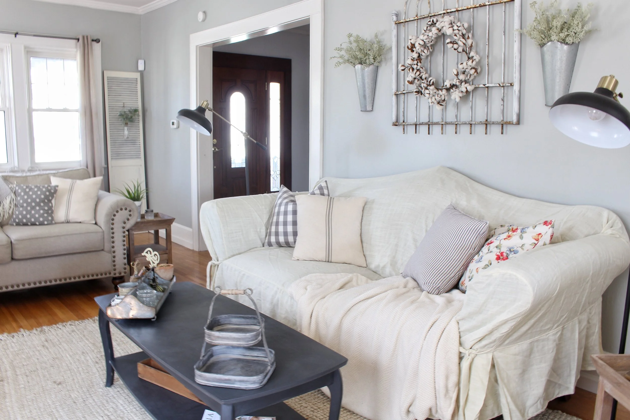 Coffee Table Makeover