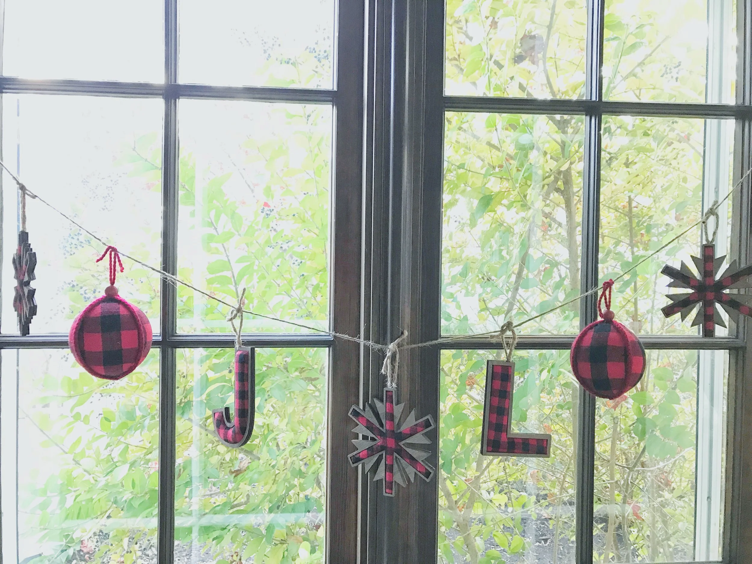 DIY Christmas Garland