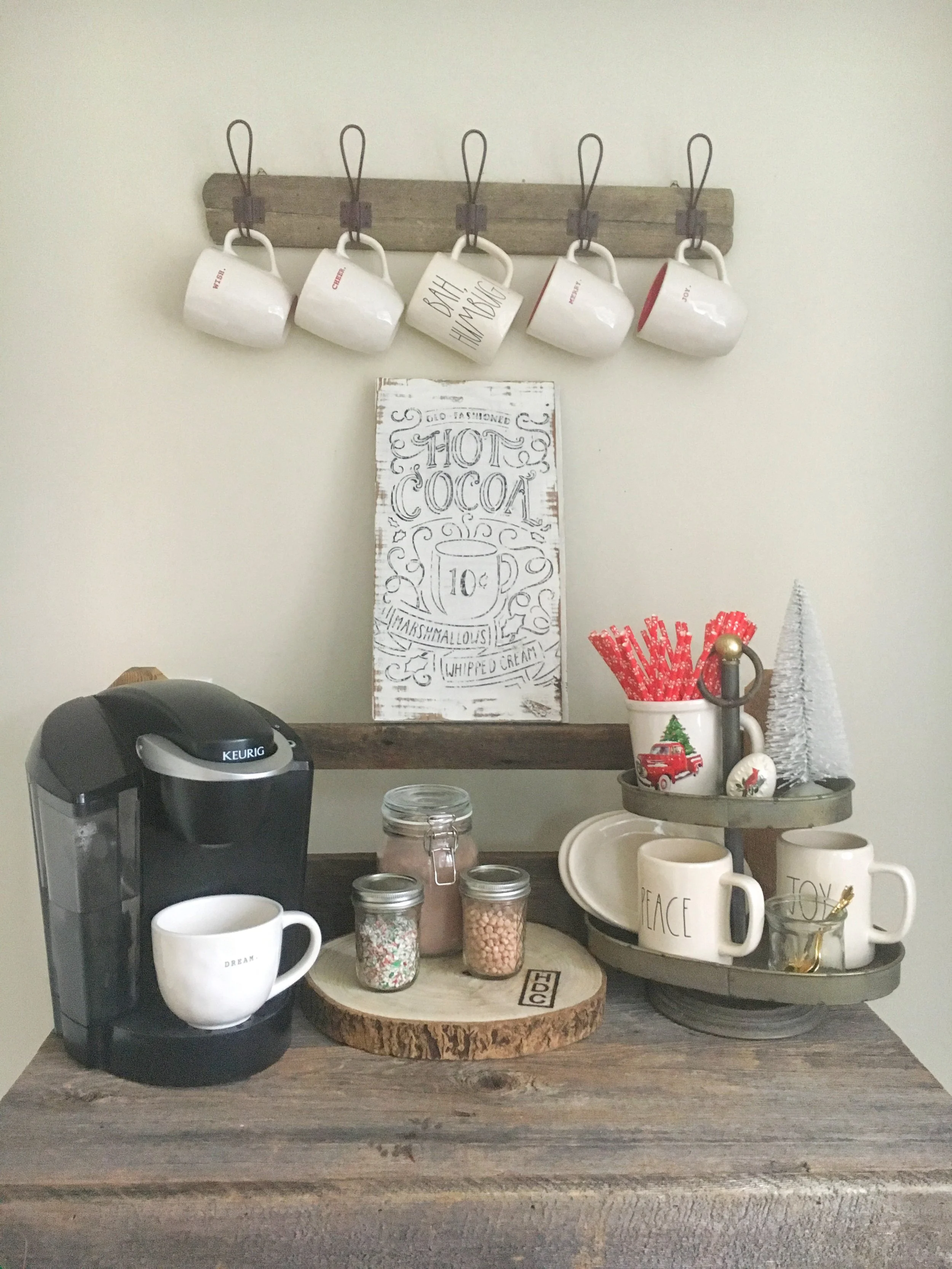 How to Create a Hot Cocoa Bar