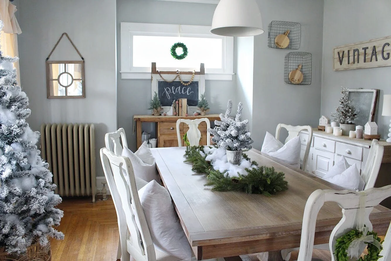 Deck the Blogs: Christmas Home Tour 2017