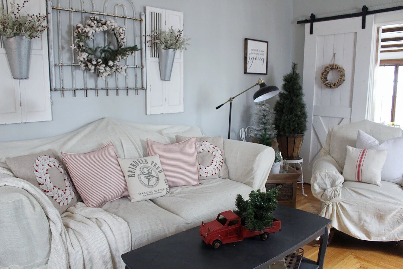 christmas living room corner