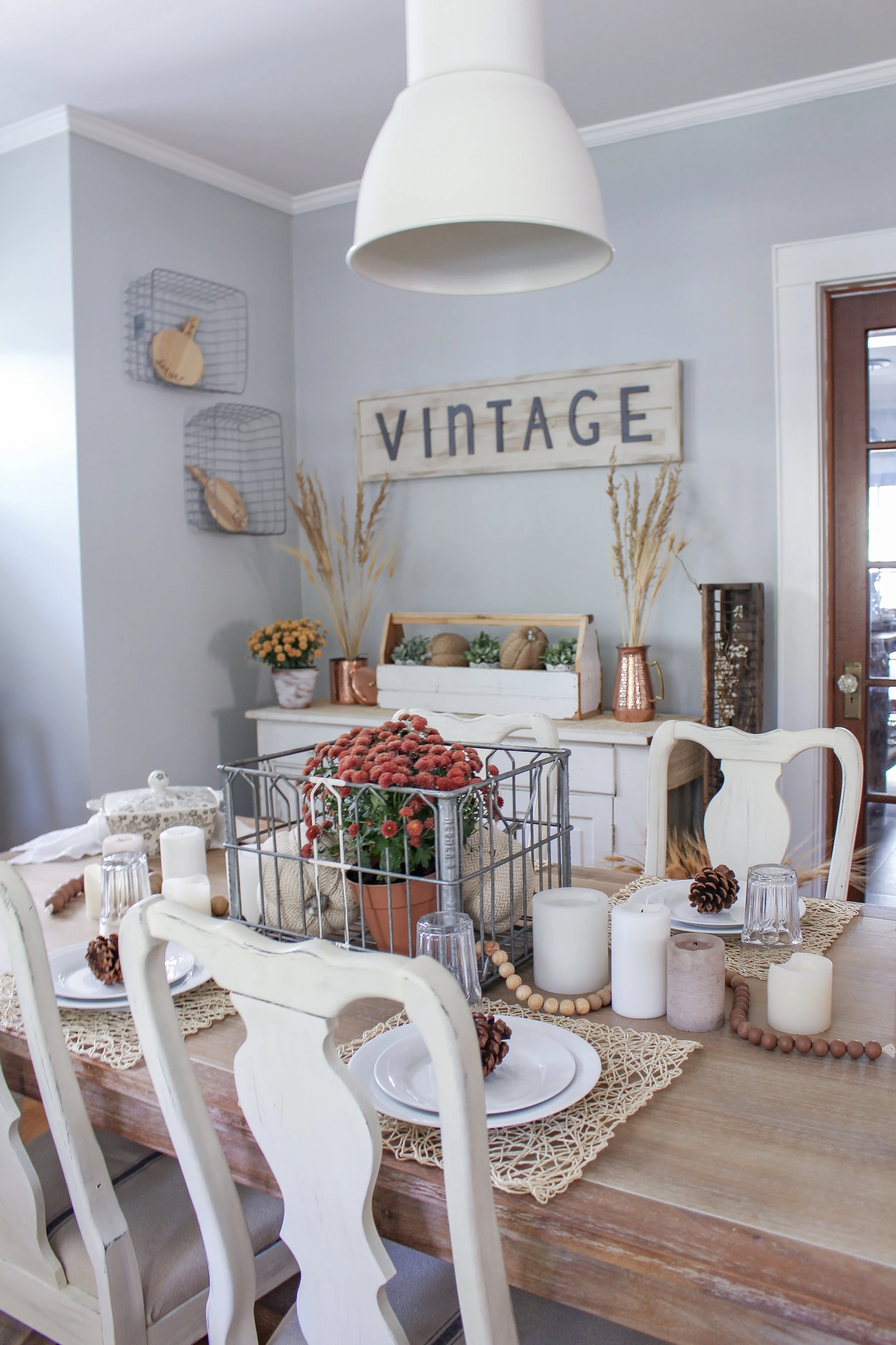 Traditional Fall Dining Room