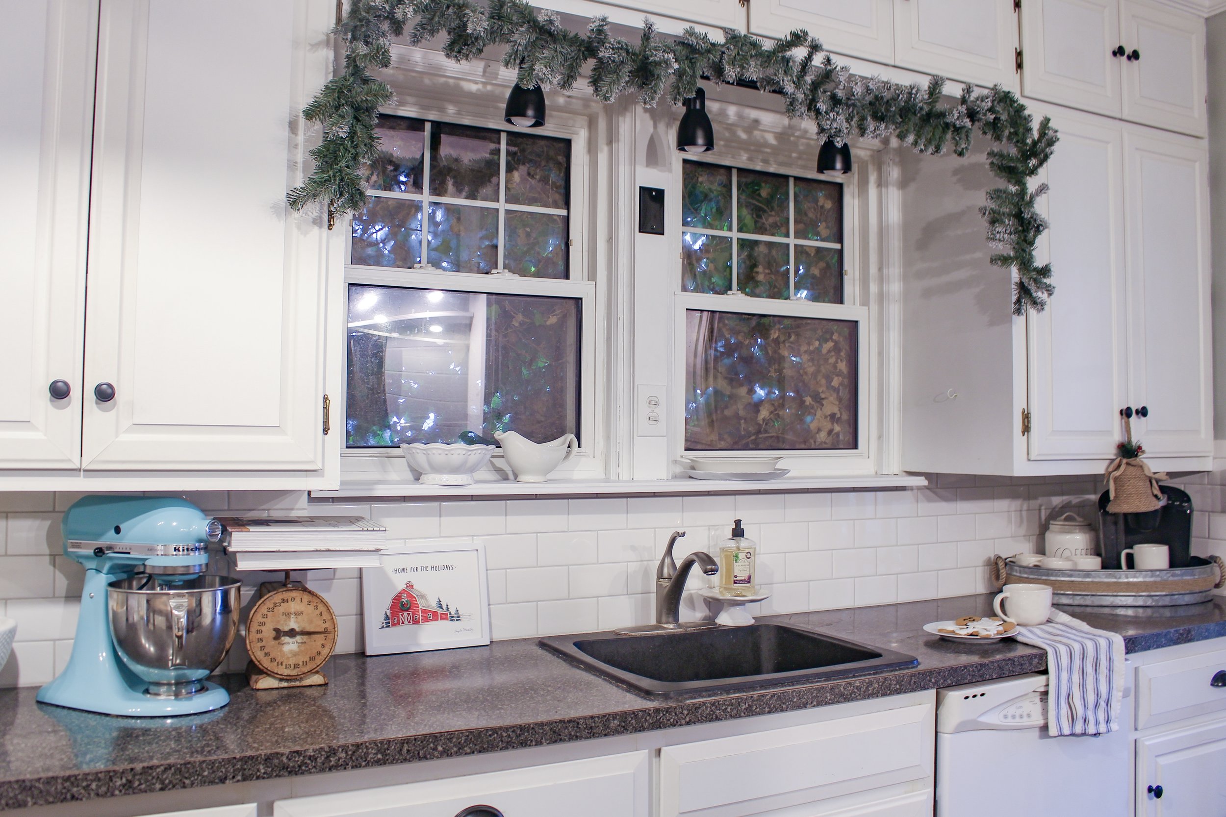 Make your Kitchen Magical- Christmas Kitchen Garland and Kitchen