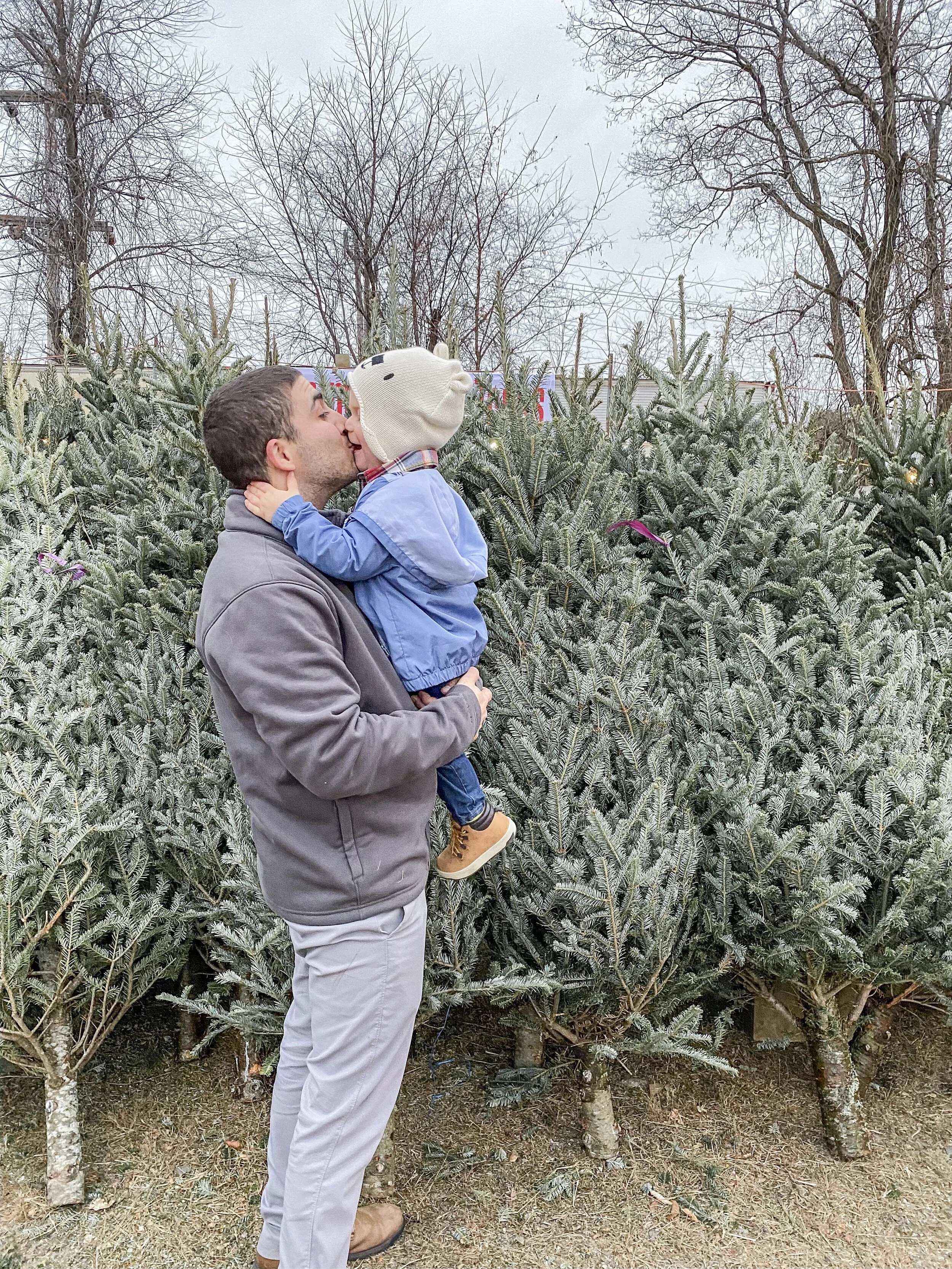 3 Easy Ways to Give Back During the Holidays