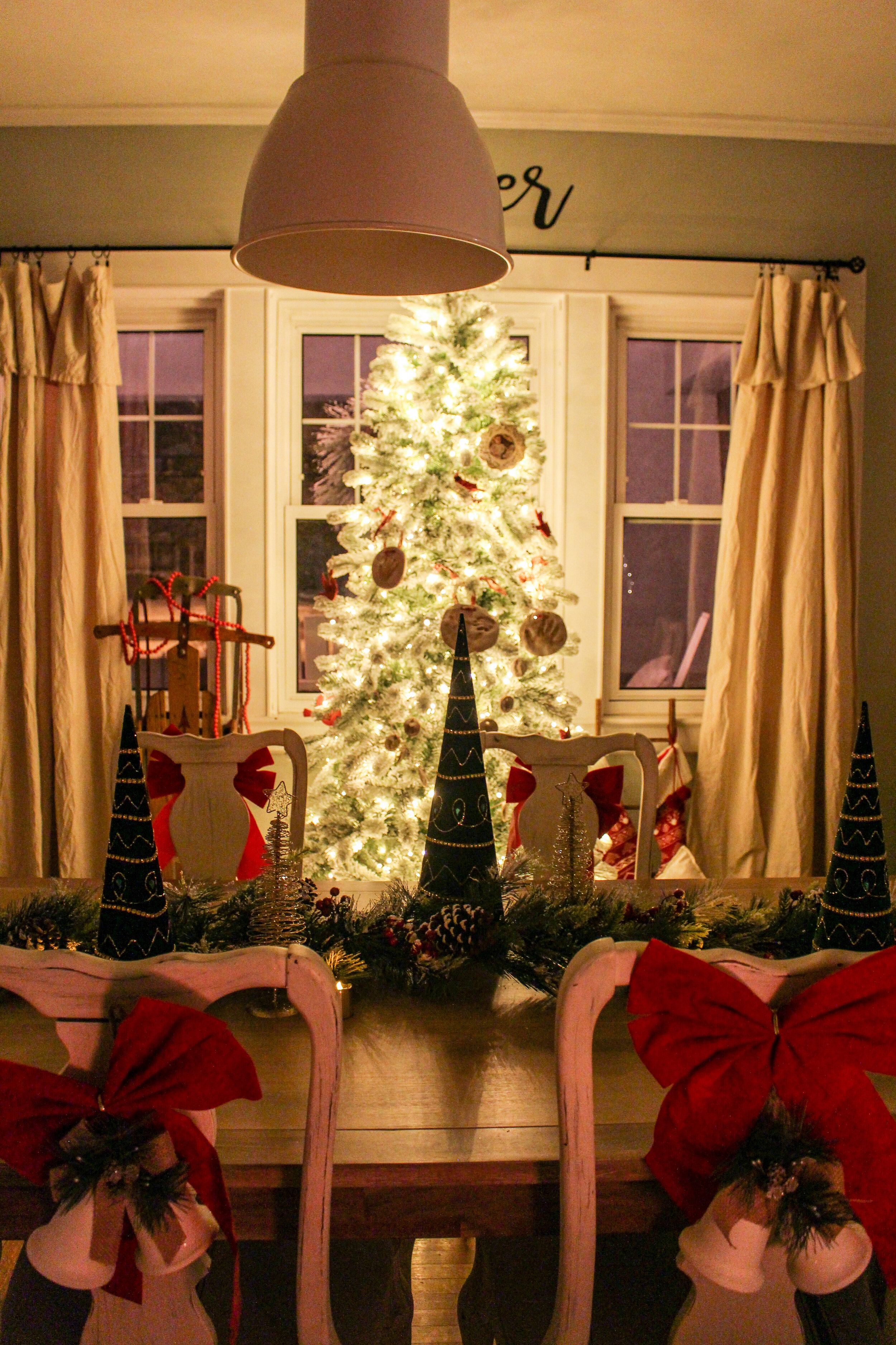 Christmas Decor Ideas for the Kitchen — Aratari At Home
