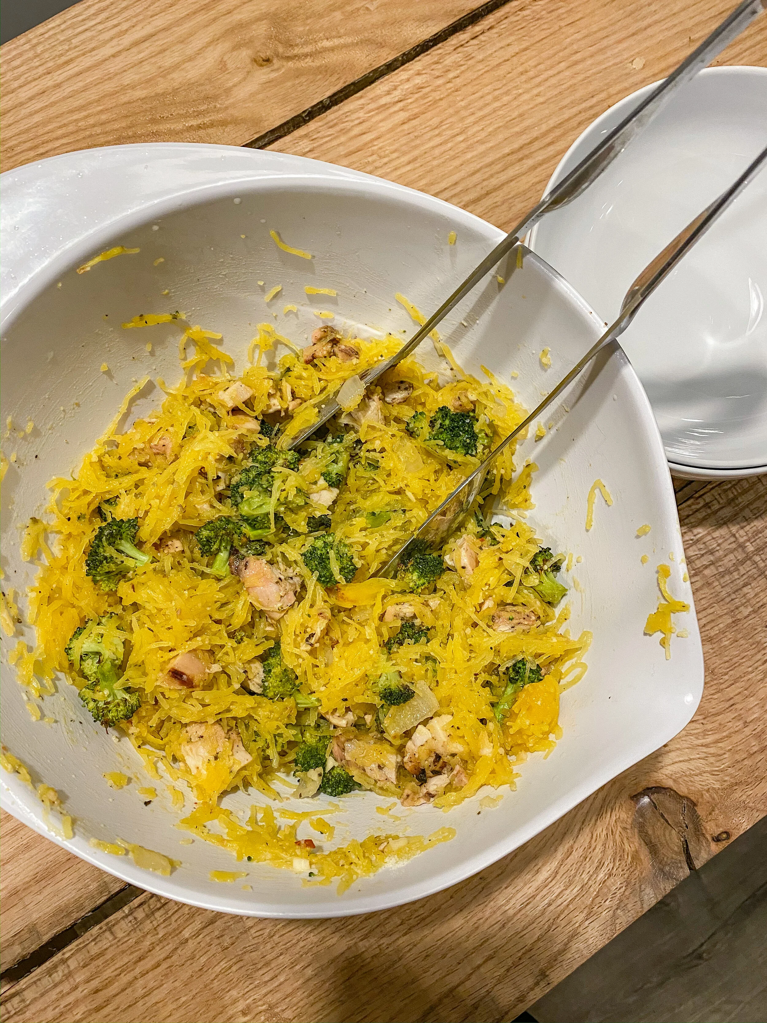 Lemon Garlic Spaghetti Squash With Chicken And Broccoli Aratari At Home