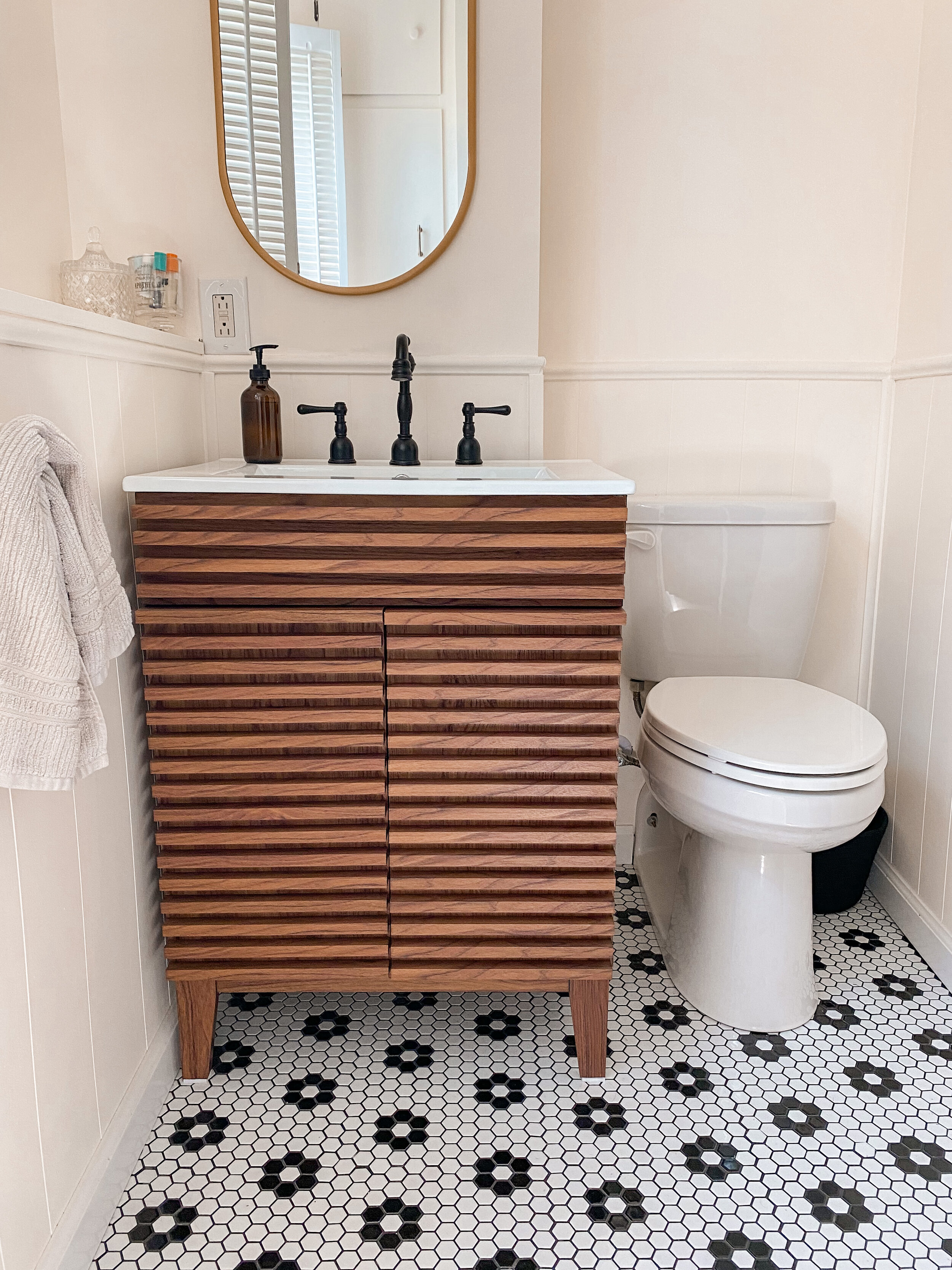 Small Bathroom Makeover Reveal: Black and White