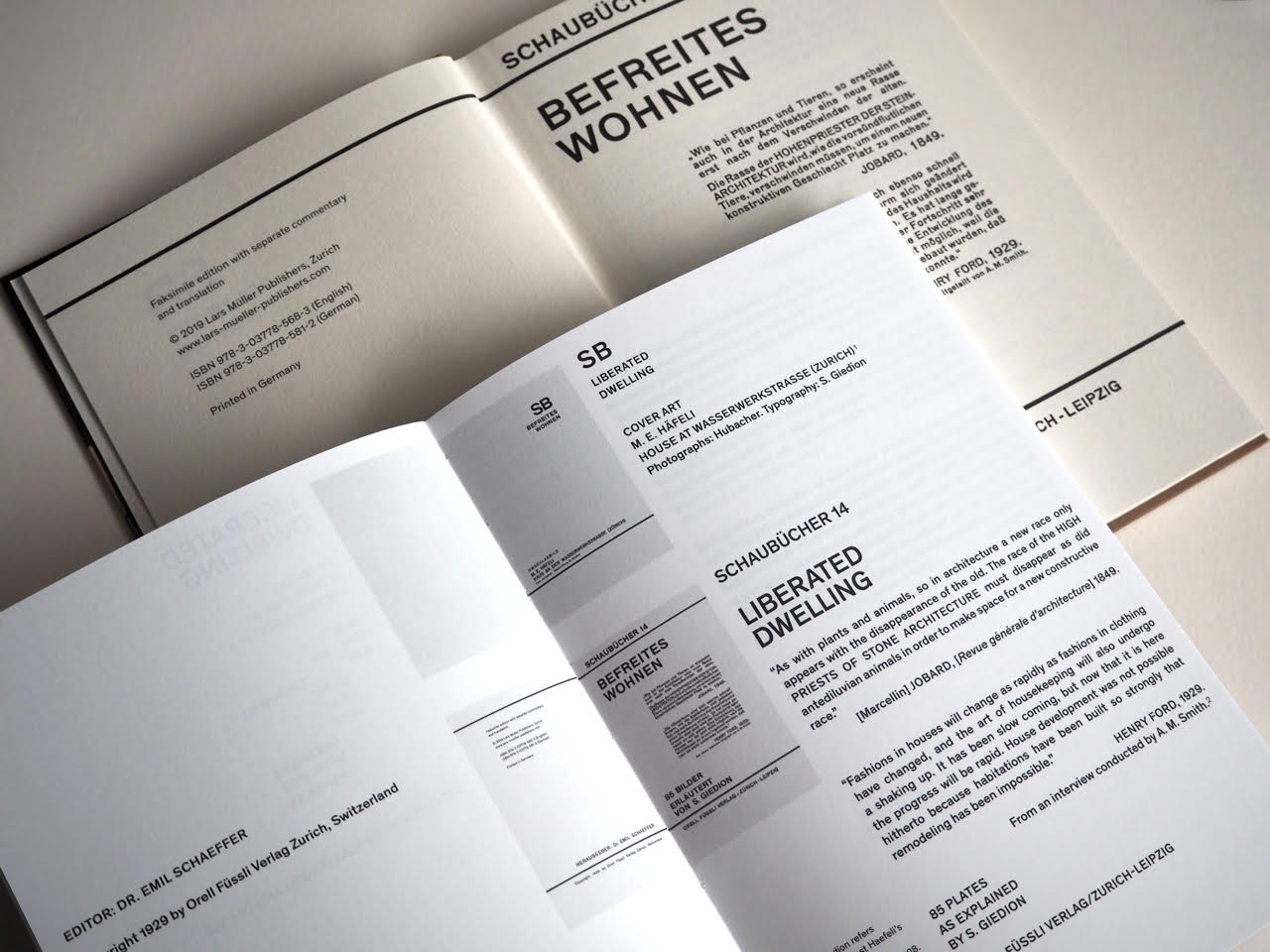 German facsimile and English annotated versions of Befreites Wohnen / Liberated Dwelling . Courtesy Reto Geiser.