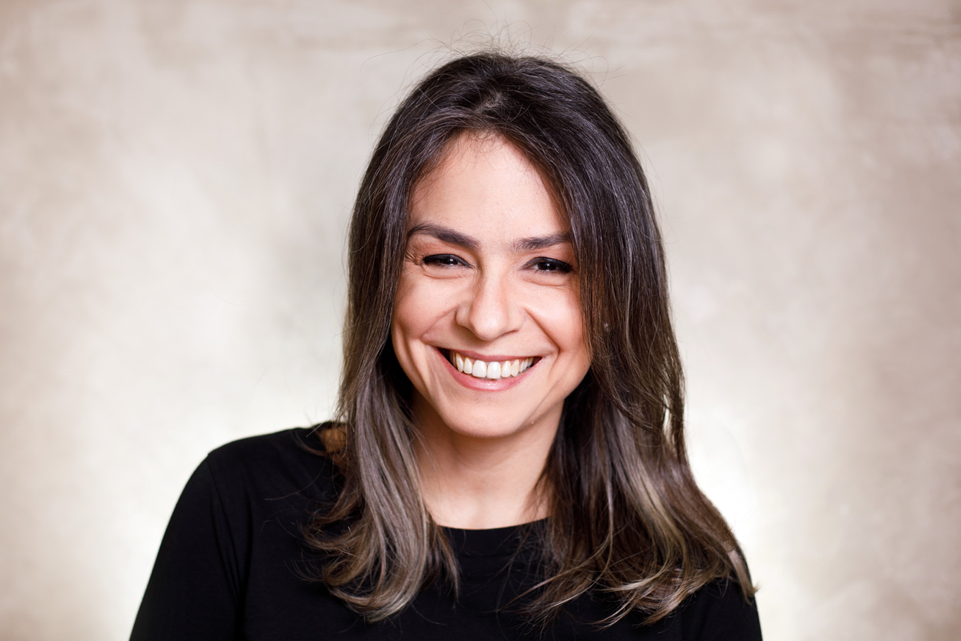 KARINA BARCELLOS CEO & Partner A journalist with a passion for corporate communications and a natural global networker, Karina has led SMARTPR to a strong position in the segment over the last 13 years. Her watchful eye for innovation, market movements and consumer behavior contributes to the strategic planning and implementation of B2B and B2C programs for major local and global brands.