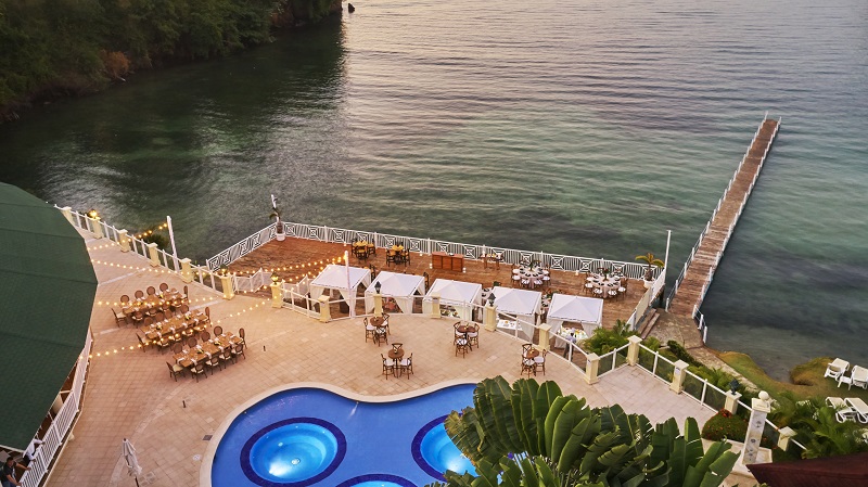 GEB_EVENTS_DECKDINNER_CAYACOA_010.jpg