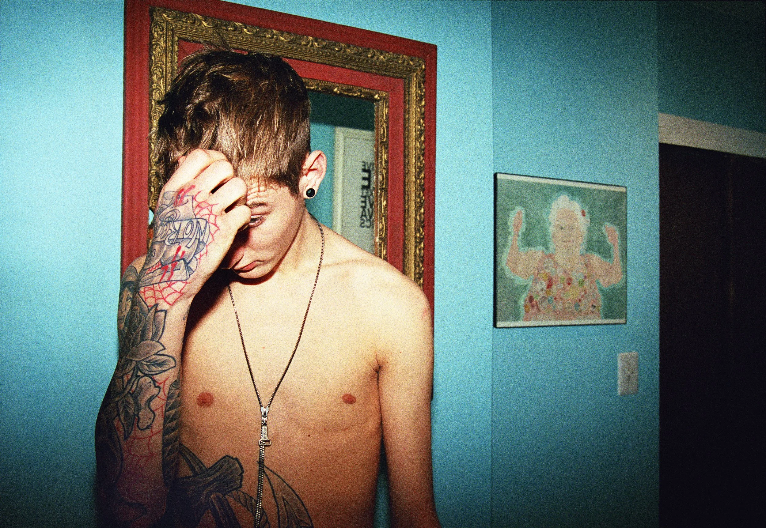 Dan 214 4A_Hand CROP new light 2 s.jpg