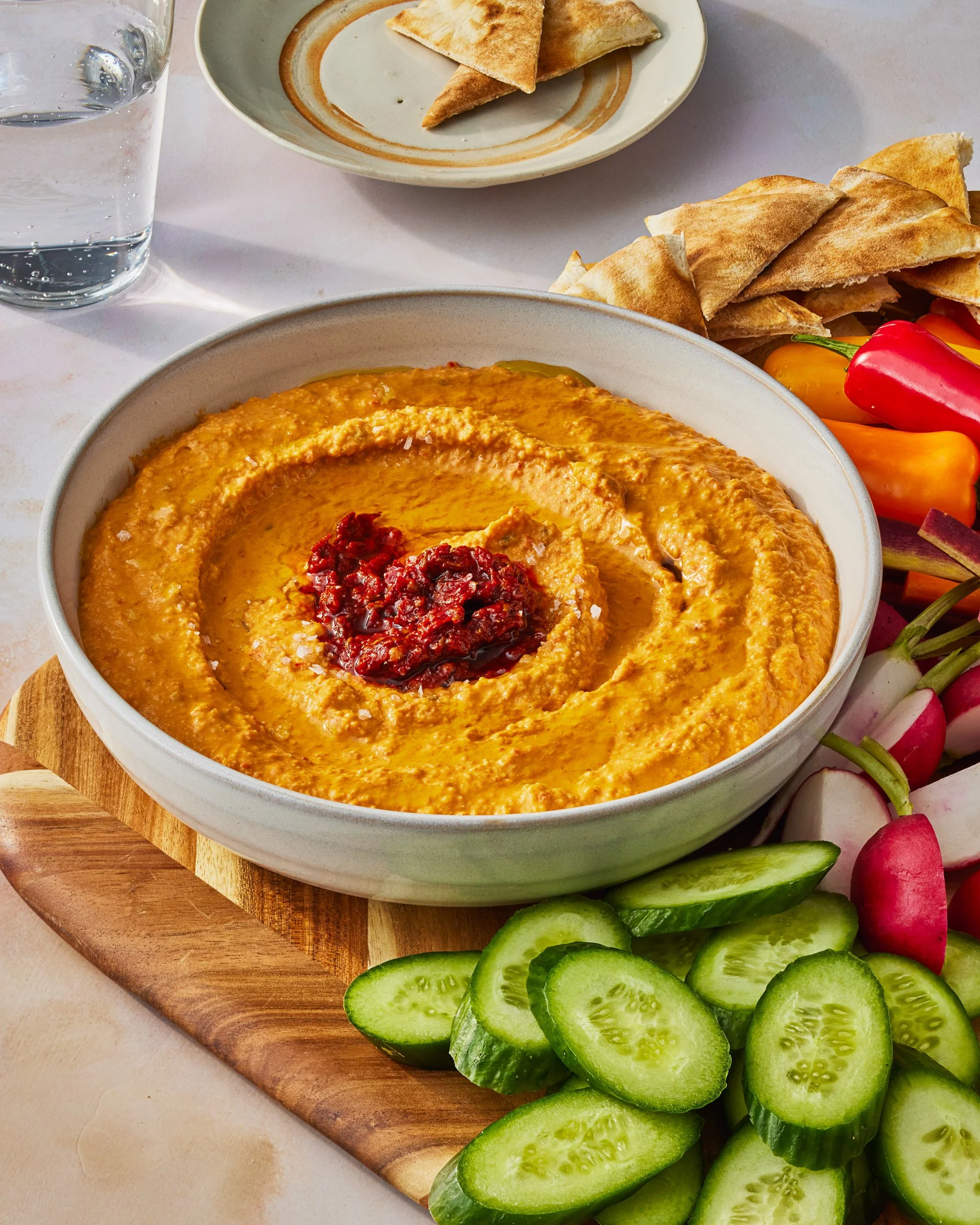 MIDBI_4_Red_Pepper_Hummus_3018.jpeg