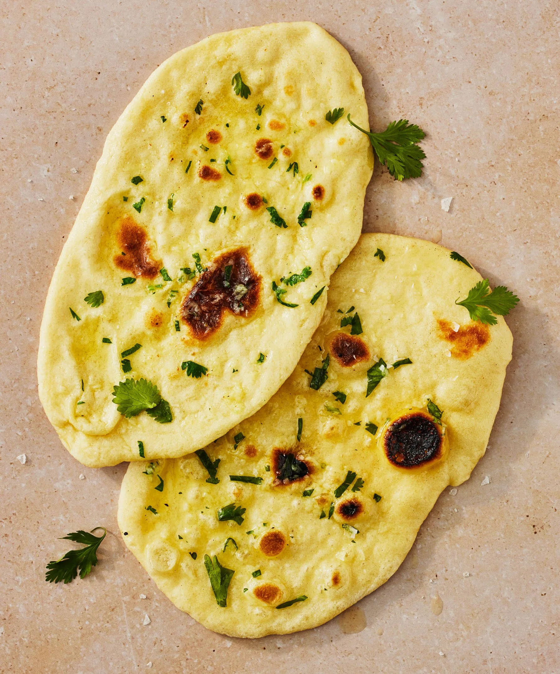 MIDBI_10_Cast_Iron_Garlic_Naan_3461.jpeg