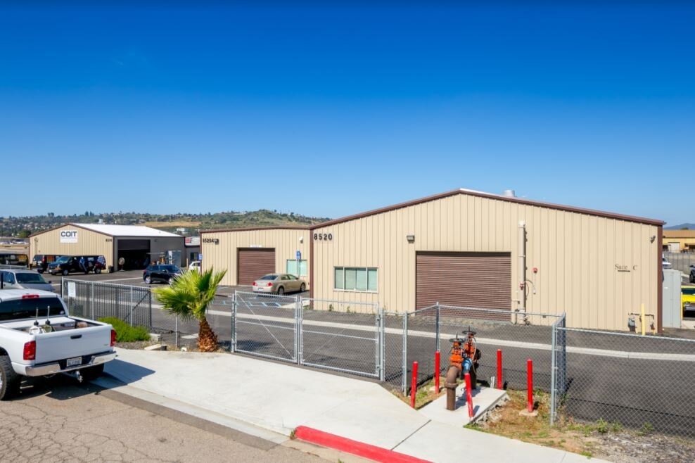 8510-8520 Railroad Ave