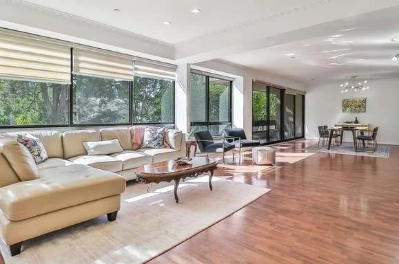 10551 Wilshire Blvd #304