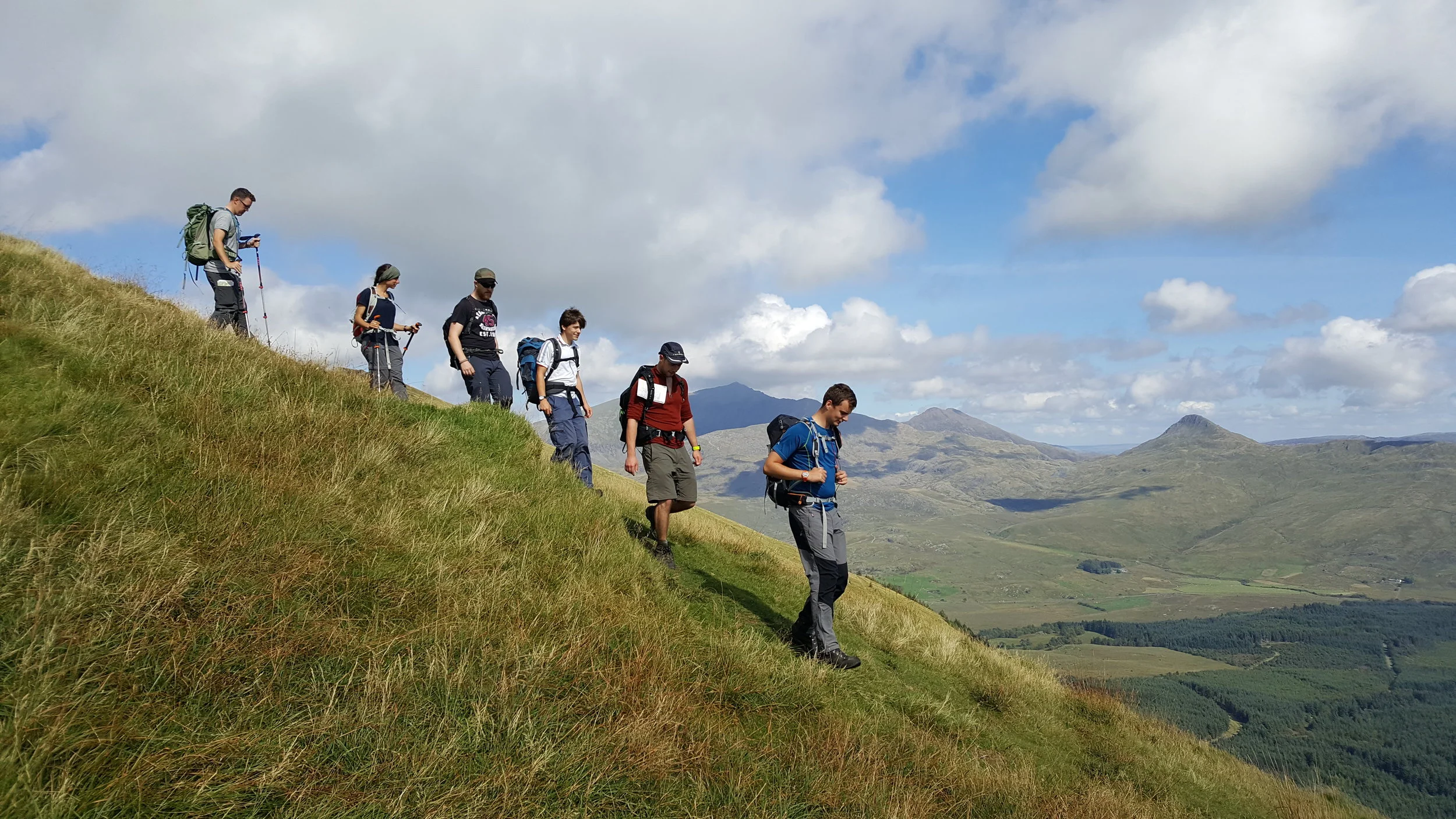 Descending off Trum y Ddysgl, August 2016
