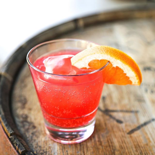 At PARTY ON! we L-O-V-E cocktails! Let us help custom tailor the bar menu for your next event! Pictured here is a sparkling paloma, mixed in the brides honor for a fun engagement party we styled. More to come!  #partyonplanning #azeventplanner