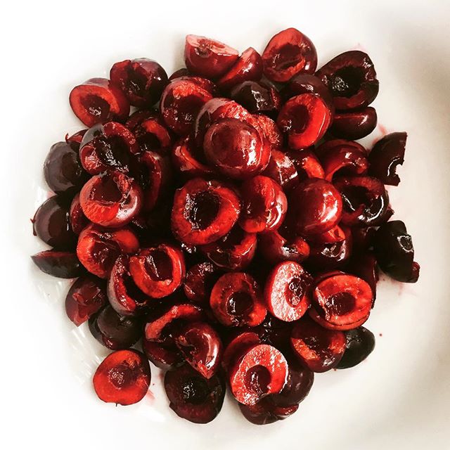 No matter where you are, seasonal local produce should be a priority. Plan menus around what you can find at your local market, use the opportunity to get others excited about trying something new. Not only do you know where it&rsquo;s coming from an