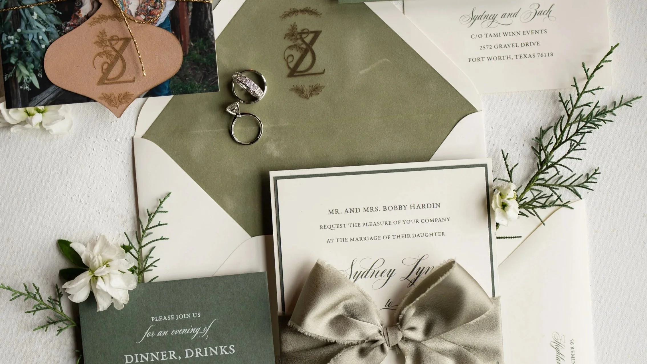 Sydney++Zach+Wed+Details-0032.jpg