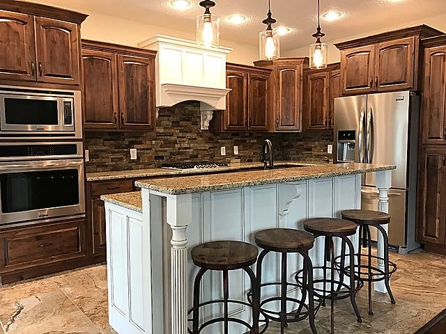 3-panel Mantle hood (with corbels)