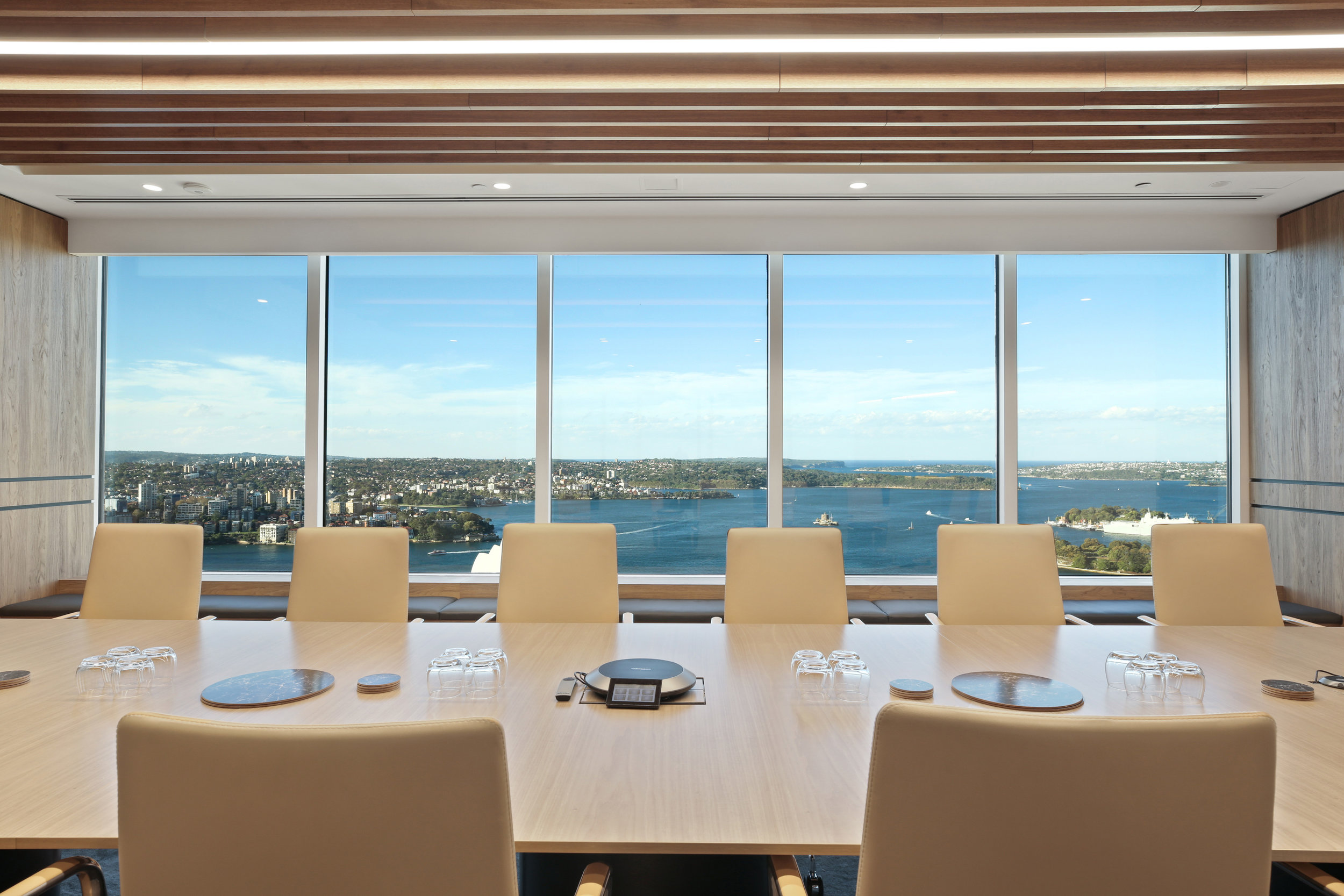 Valmont_KKR_1_Macquarie_Square_High_Office_5.jpg